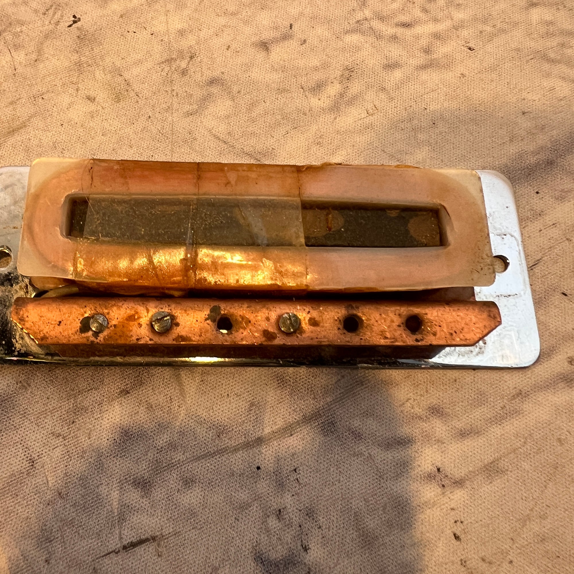 Unknown Vintage Gold Foil Pickup, Likely Teisco
