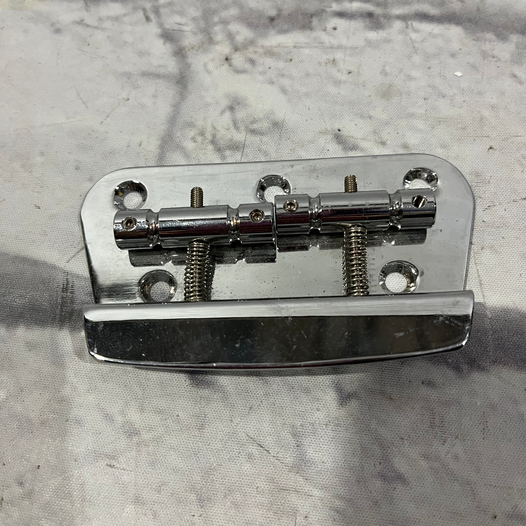 Unknown 4 String Bass Bridge