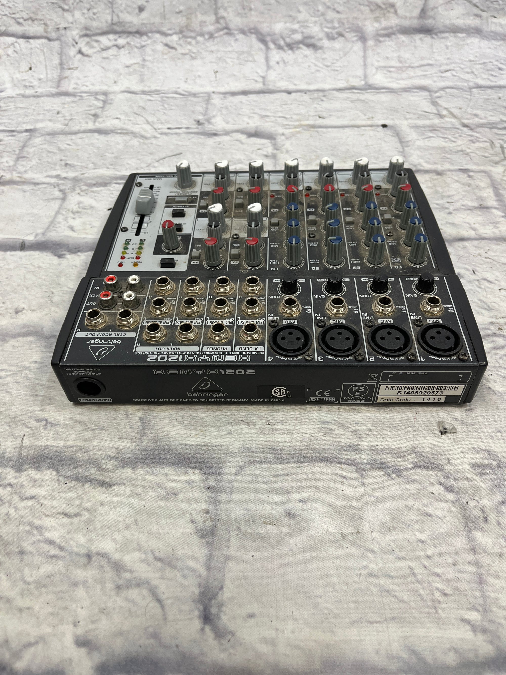 Behringer Xenyx 1202 Mixer with power Supply