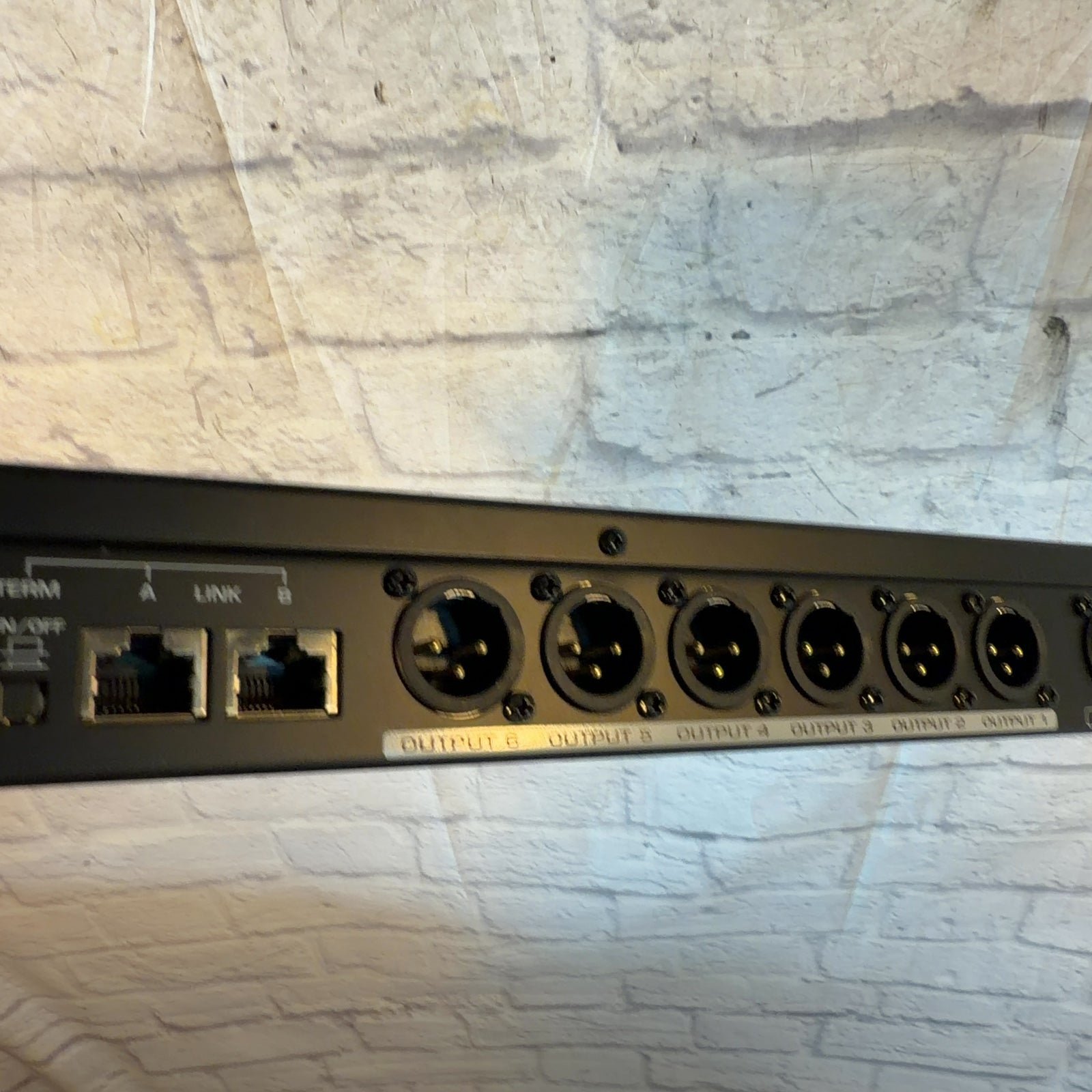 Behringer DCX2486 Loudspeaker Management System