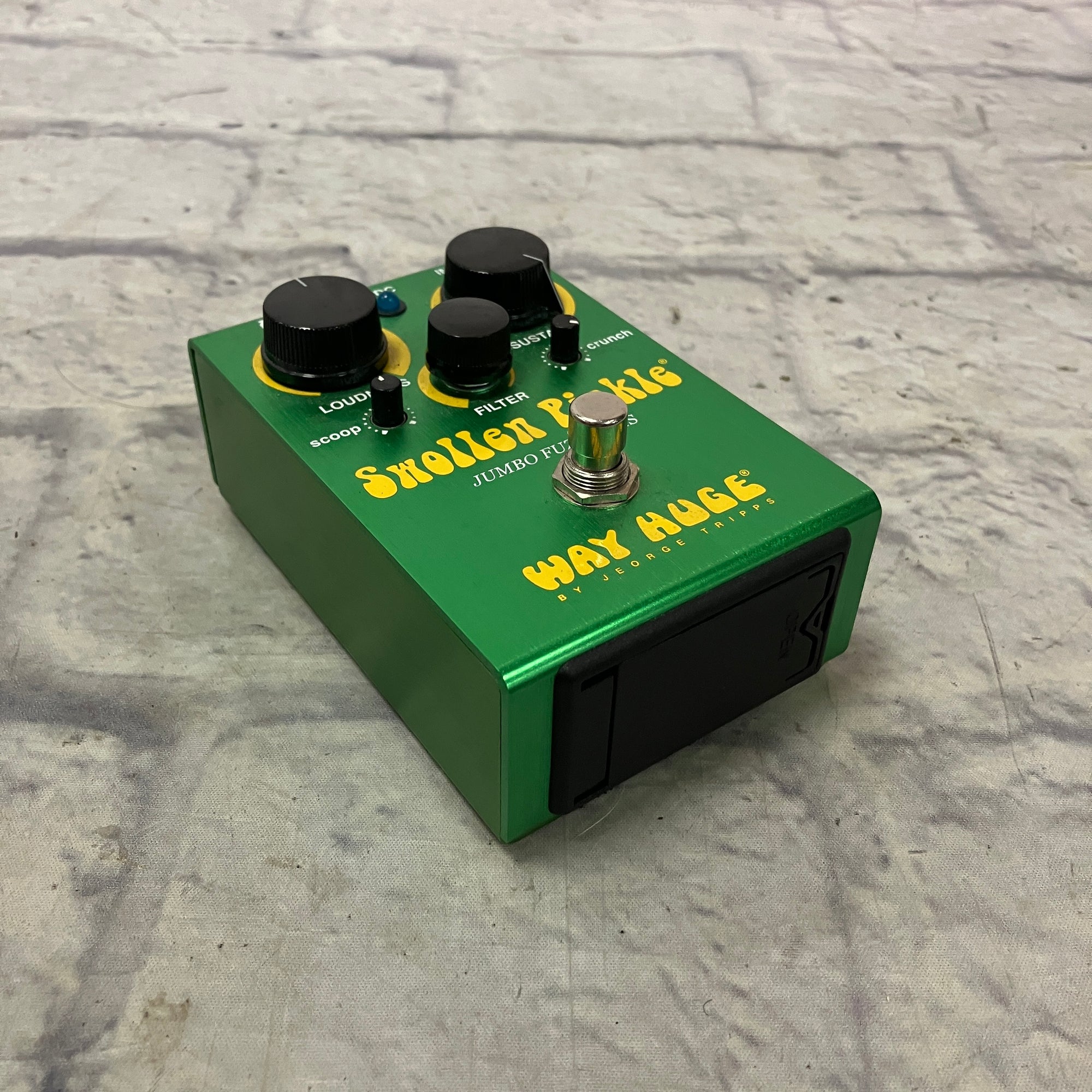Way Huge Electronics Swollen Pickle MK2S Fuzz Pedal