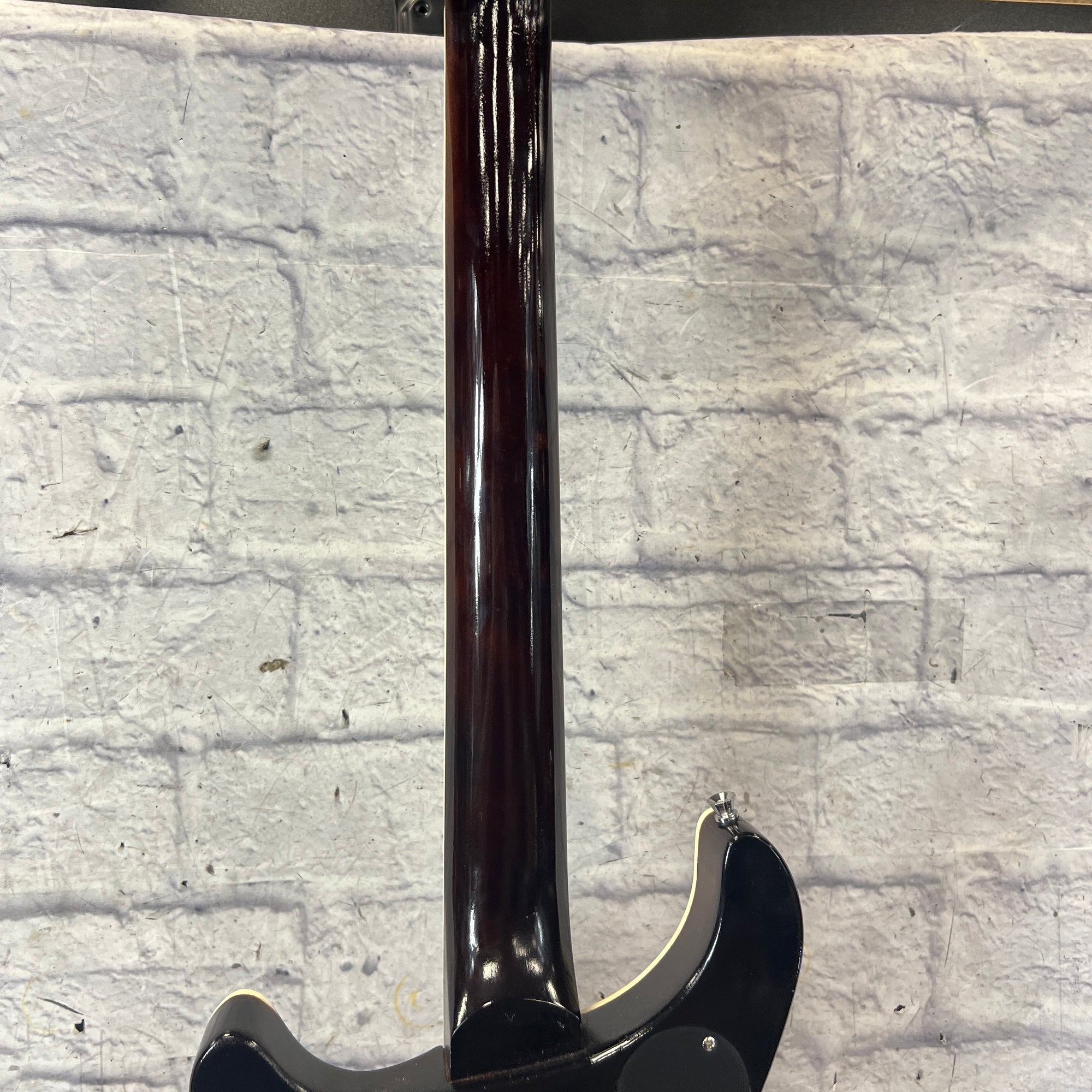Unknown "Cheapo" Double Cut Electric Guitar