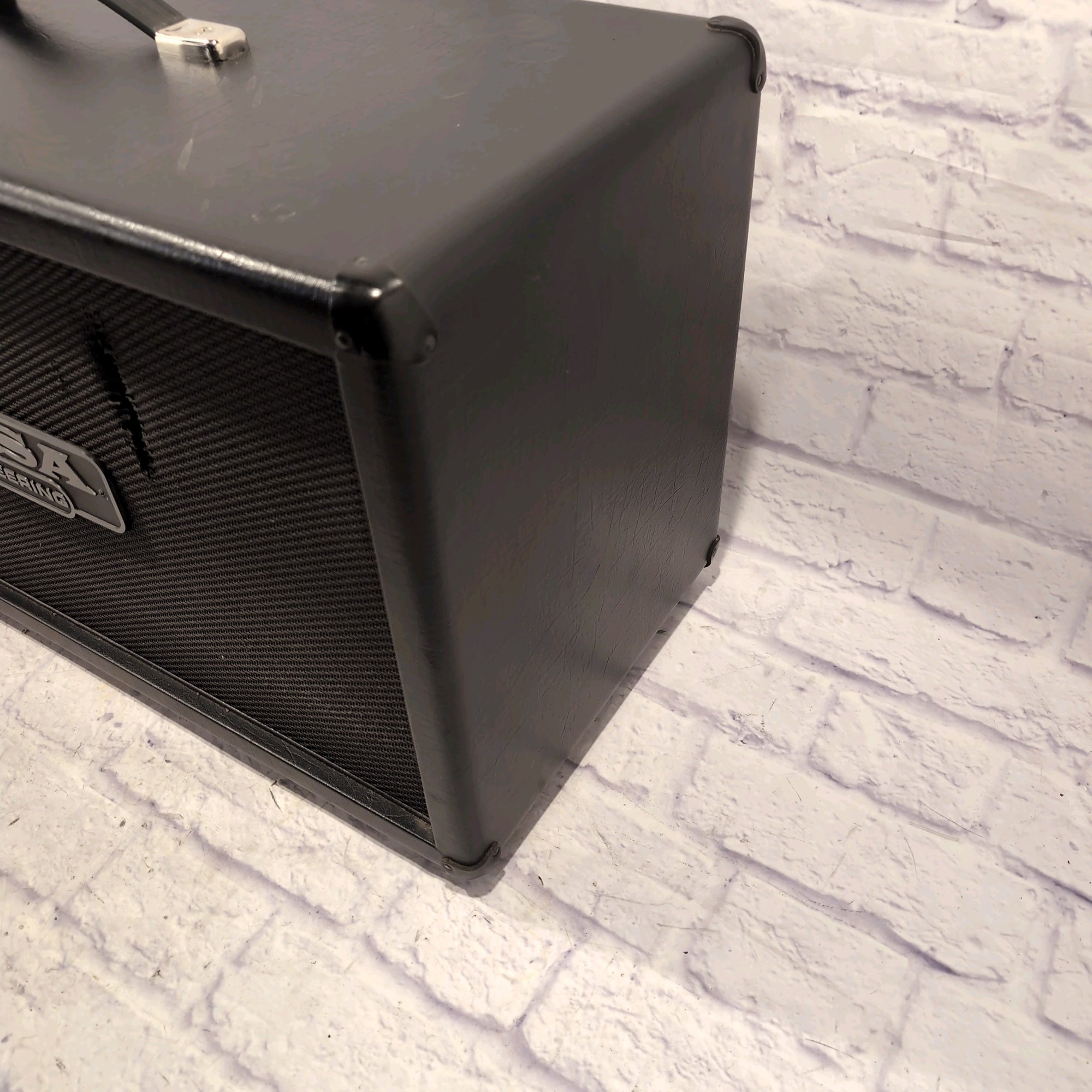 Mesa Boogie Rectifier 120-Watt 2x12" Horizontal Guitar Speaker Cabinet