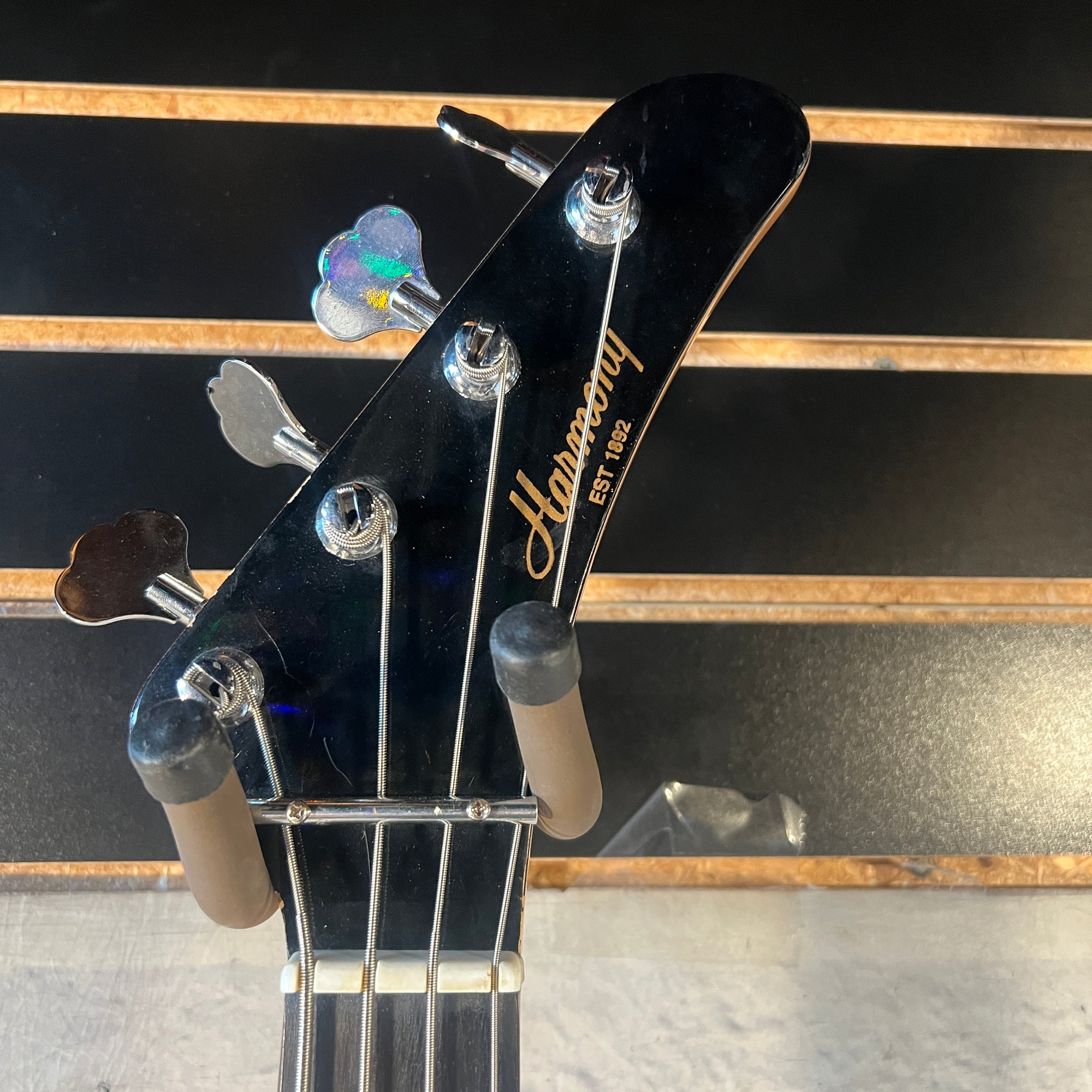 Harmony H906 Short Scale 4 String bass