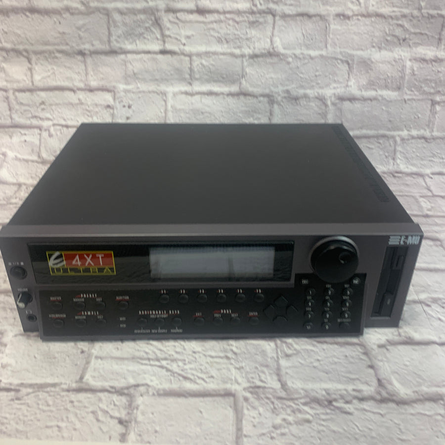 E-Mu 4XT Ultra Rack Sampler Synthesizer Sequencer