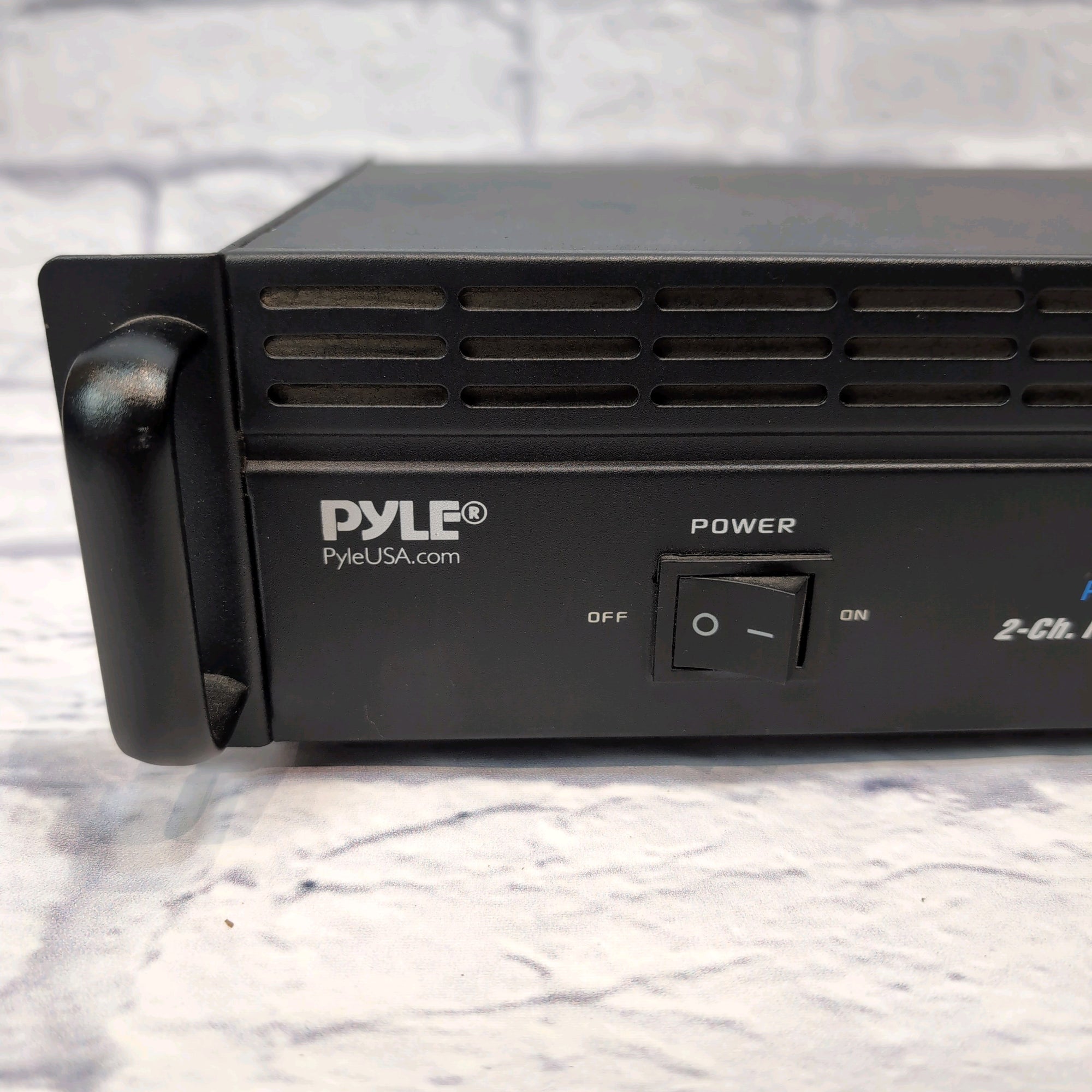 Pyle PTA 1000 Stereo Power Amplifier W/Bluetooth