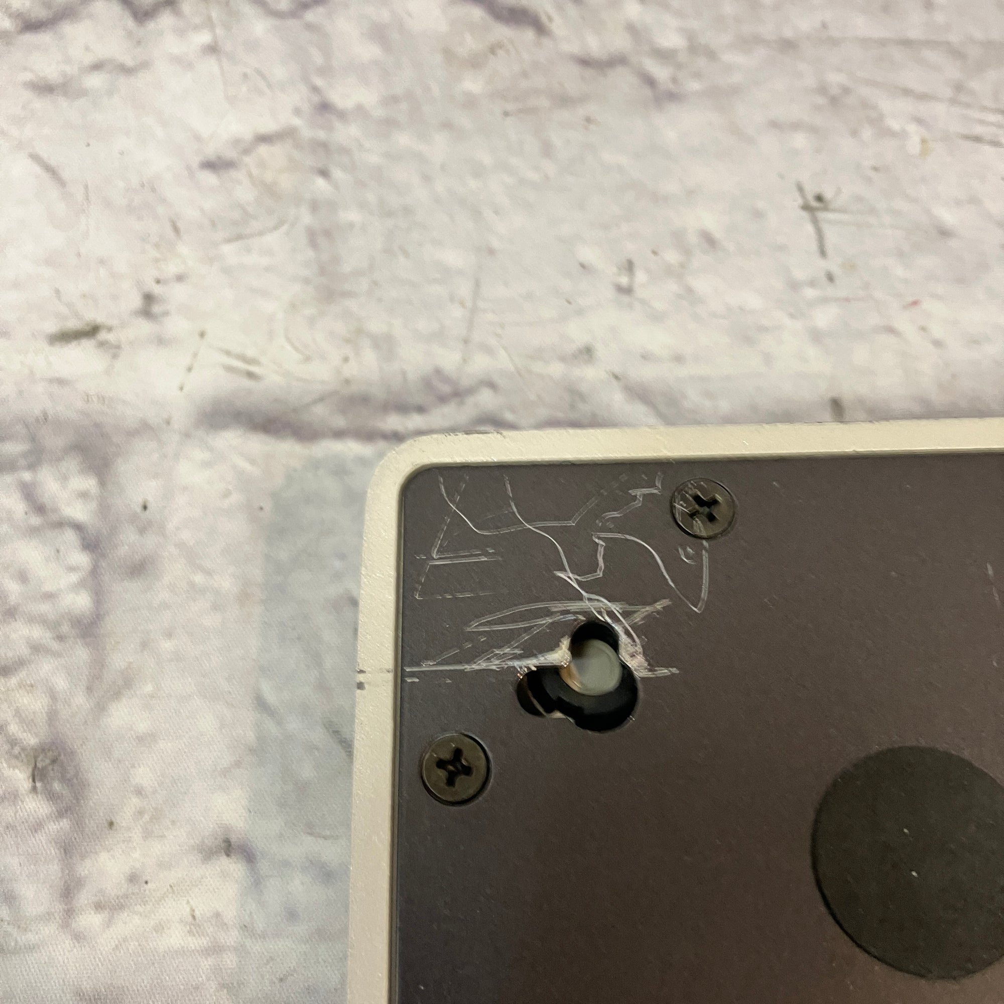 Fostex SH501-F Flat Panel Wall Speaker