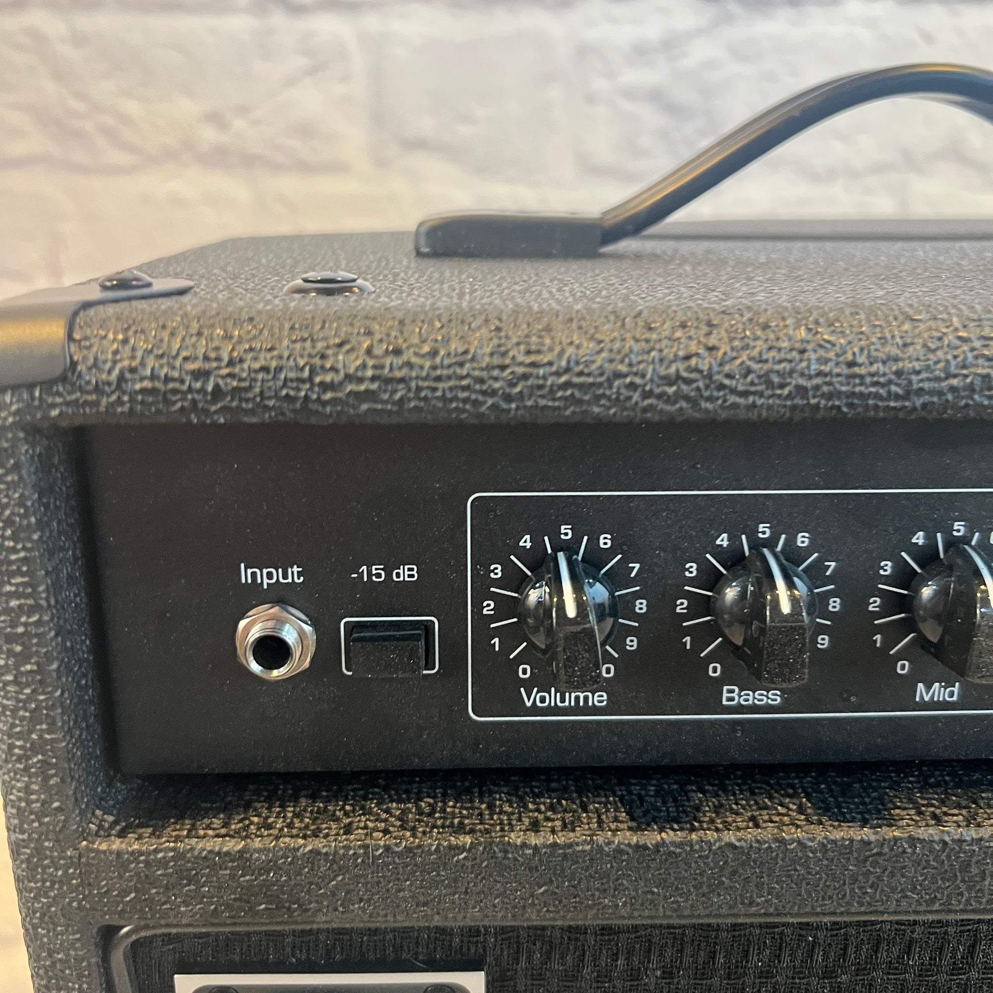 Ampeg BA-108 Bass Guitar Combo Amp