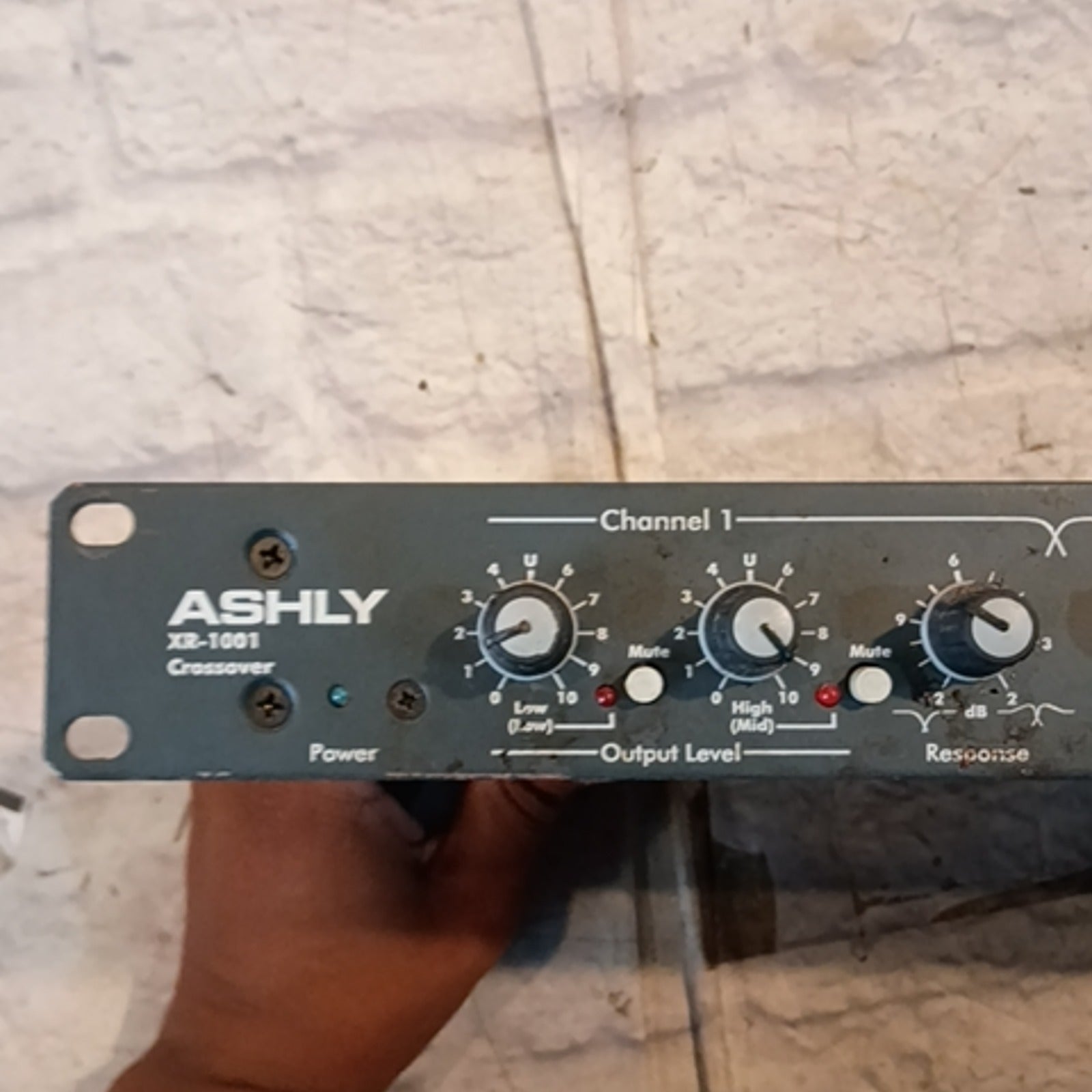 Ashly XR-1001 crossover unit Crossovers