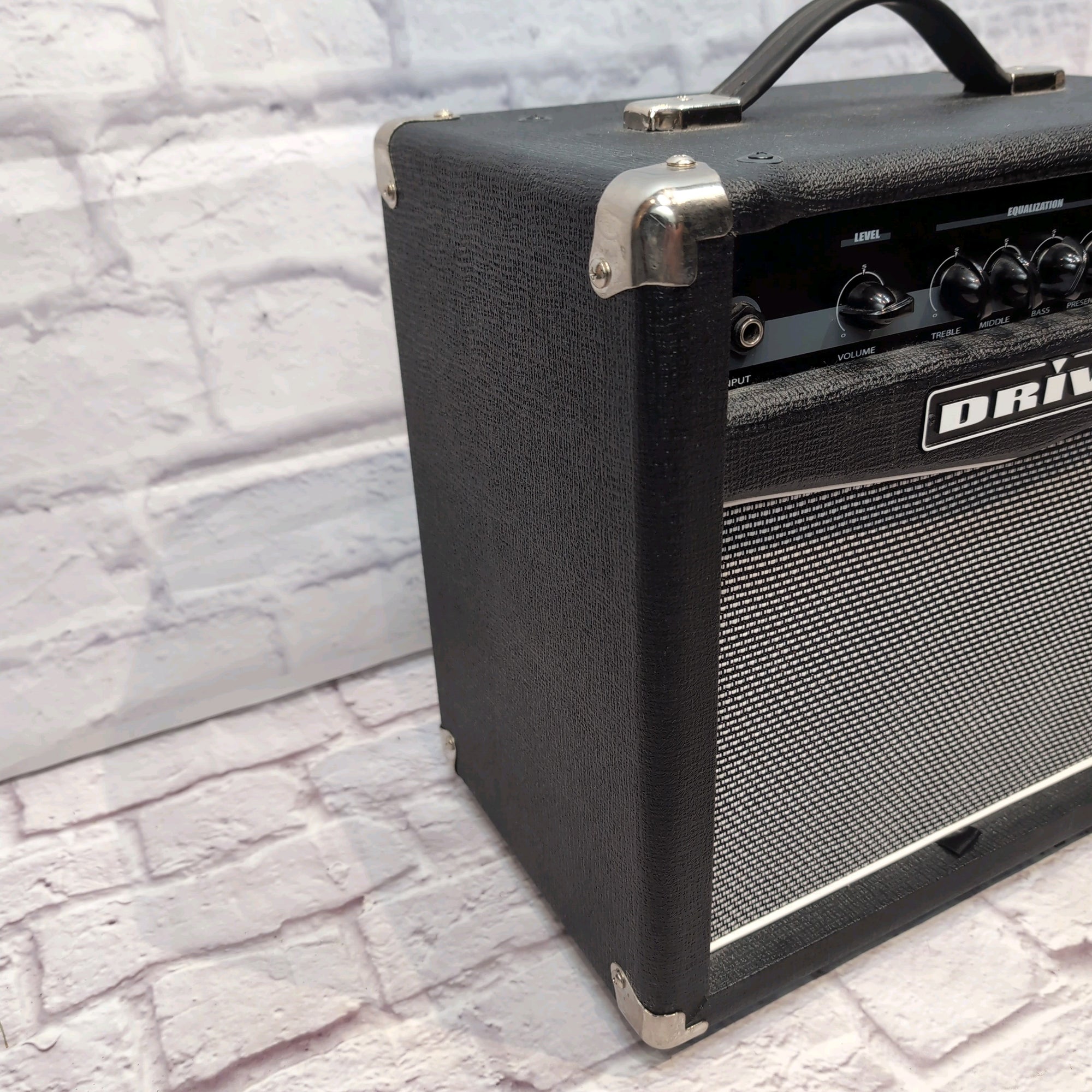 Drive CD200B Bass Guitar Combo Amp