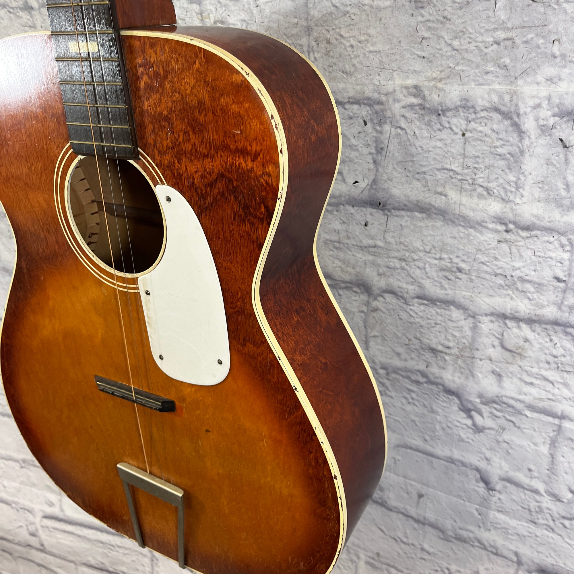 Silvertone Vintage H615 Acoustic Guitar