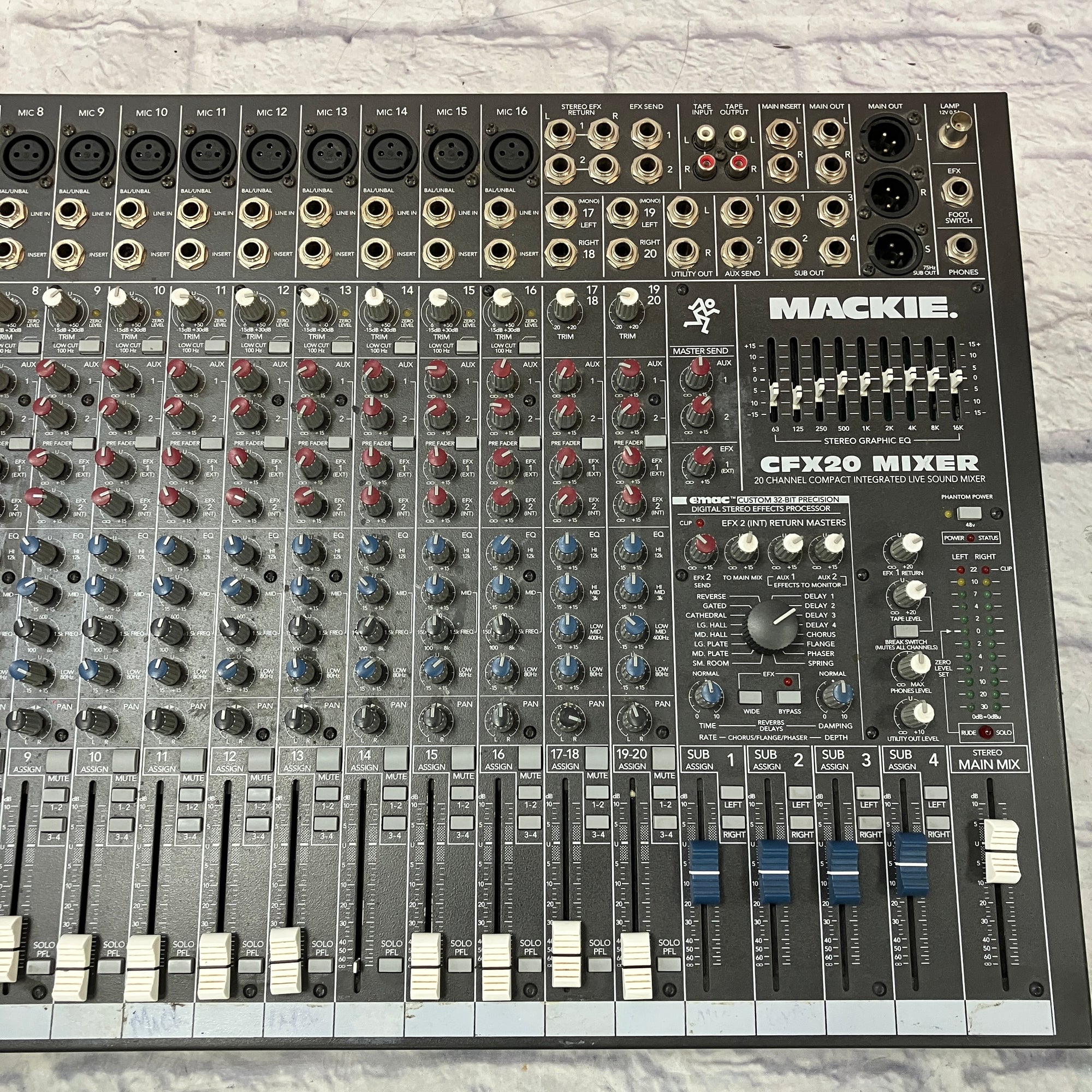 Mackie CFX20 20 Channel Mixing Desk