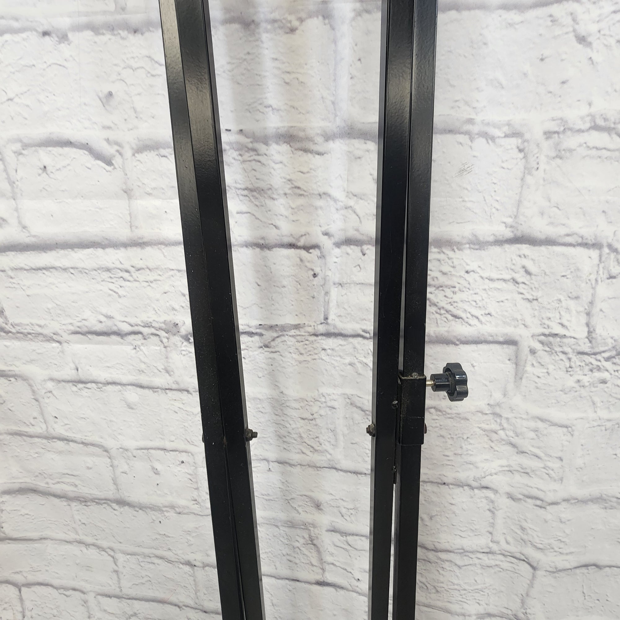 Unknown Keyboard Stand