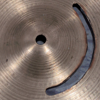 Zildjian Avedis Medium Crash 17 Crash Cymbal Cracked