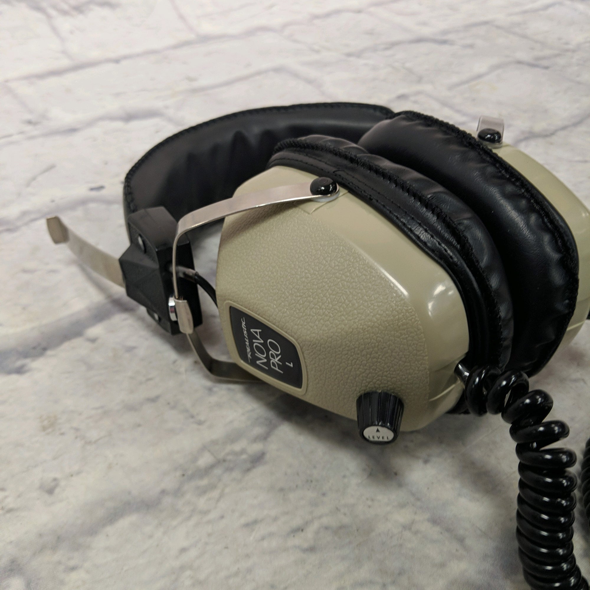 Realistic Nova Pro Stereo Headphones