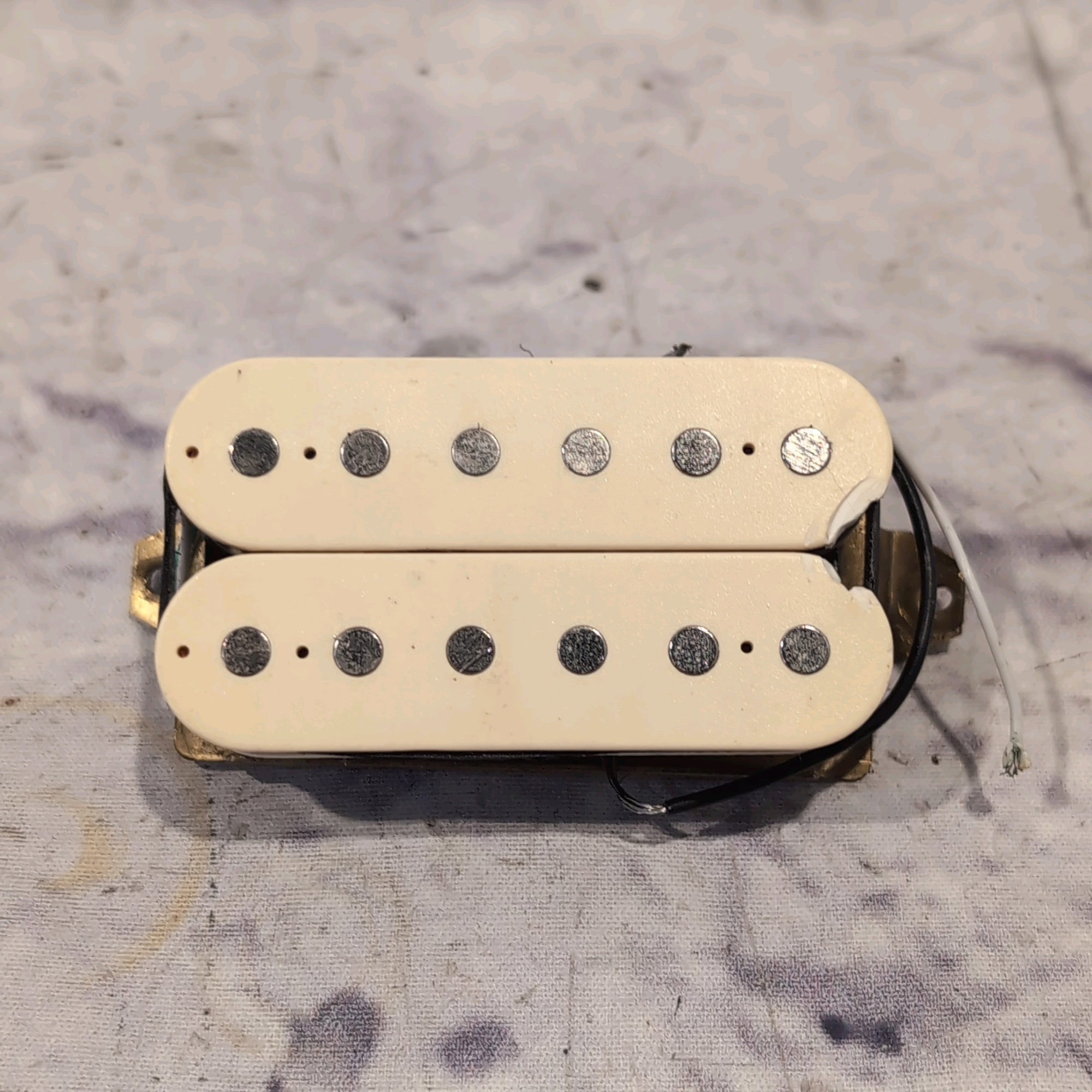 Unknown Cream Humbucker with Brass Back Plate