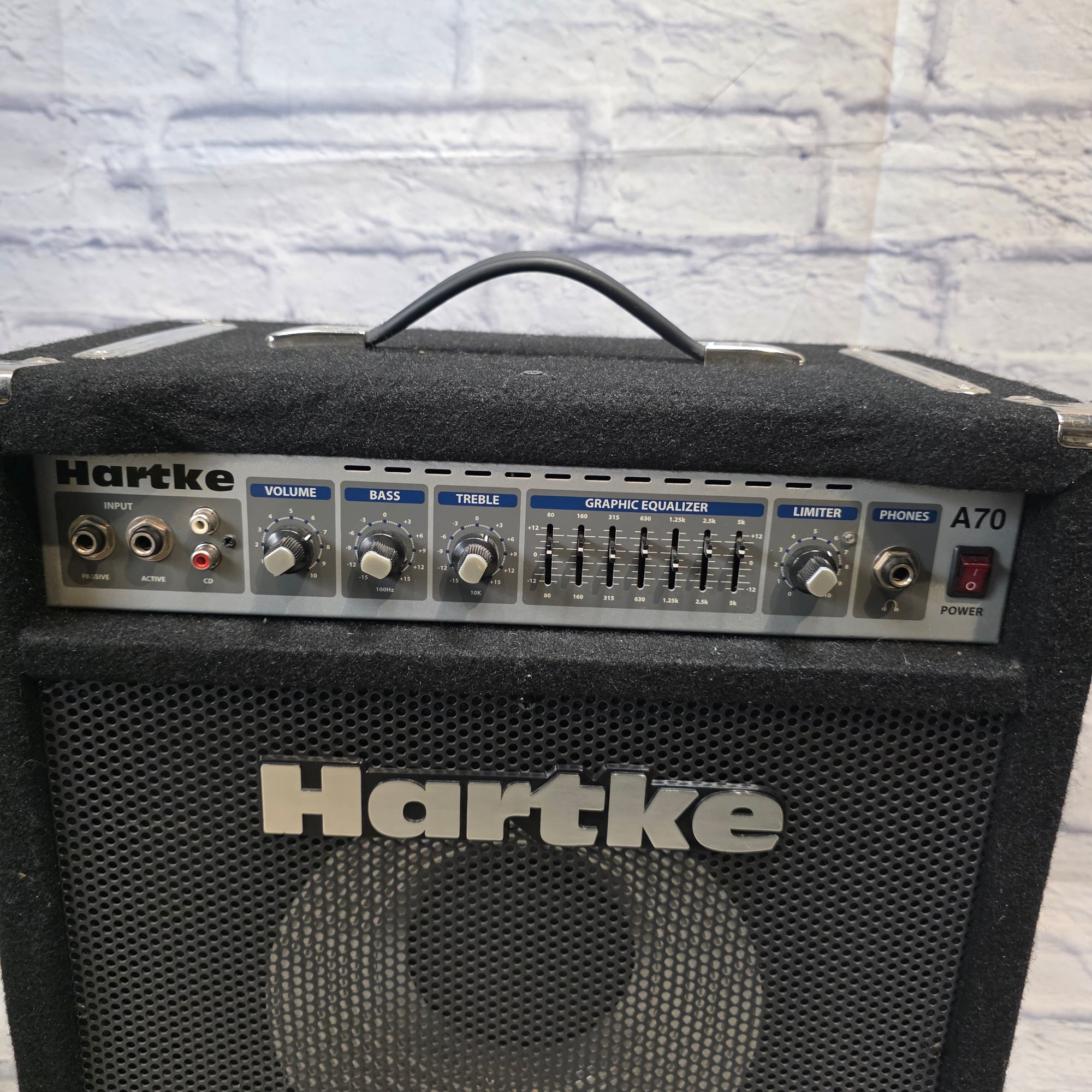Hartke A70 Bass Guitar Combo Amp