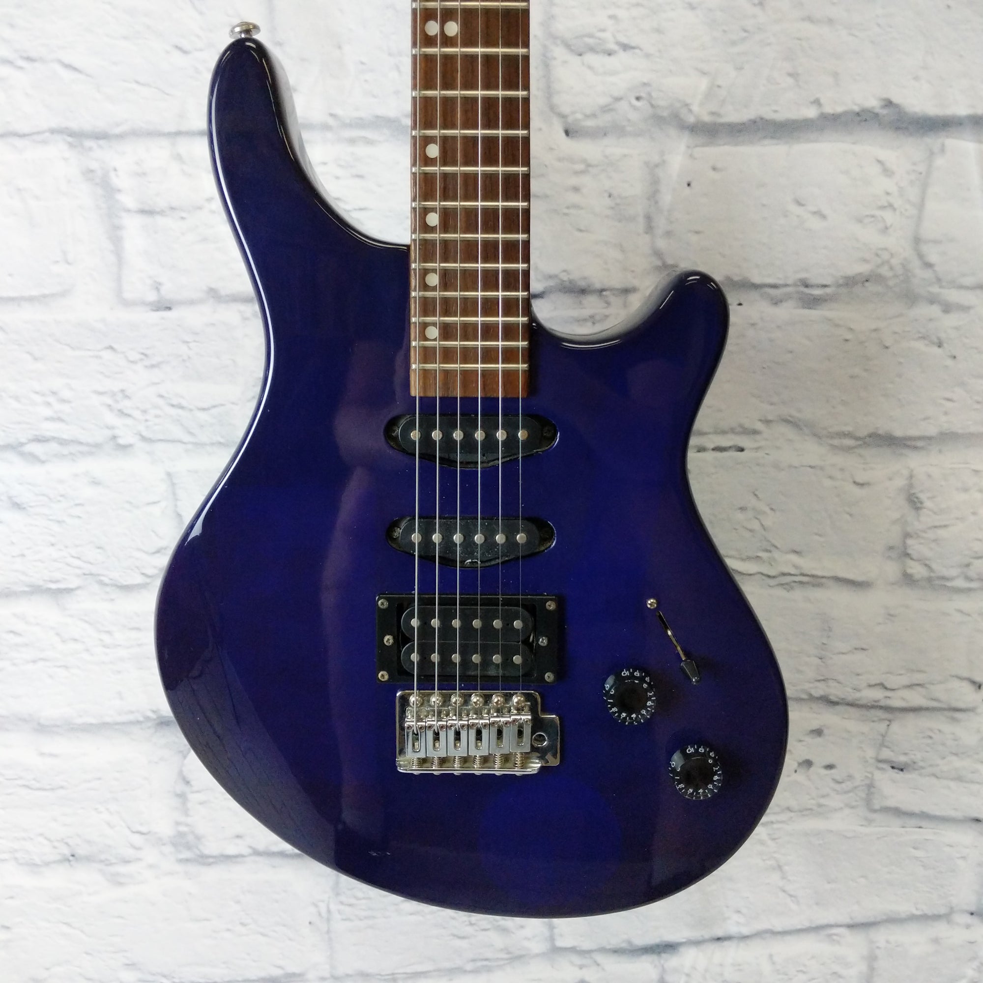 Washburn Maverick Series Electric Guitar