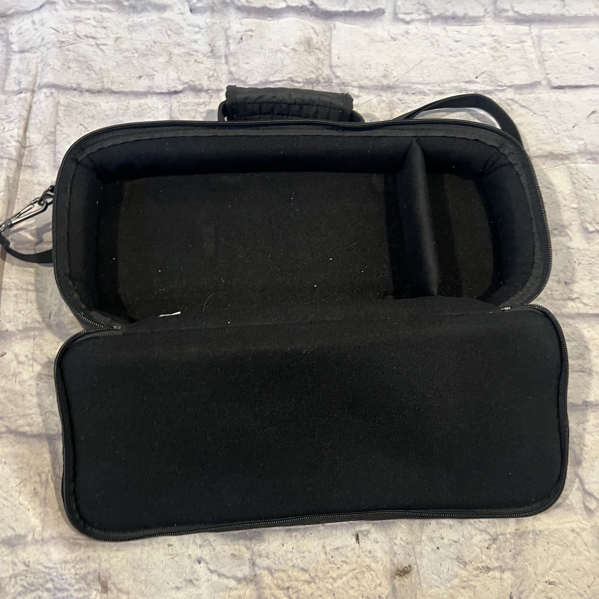 Boss GT-1B Bass Multieffects Pedal with Padded Bag
