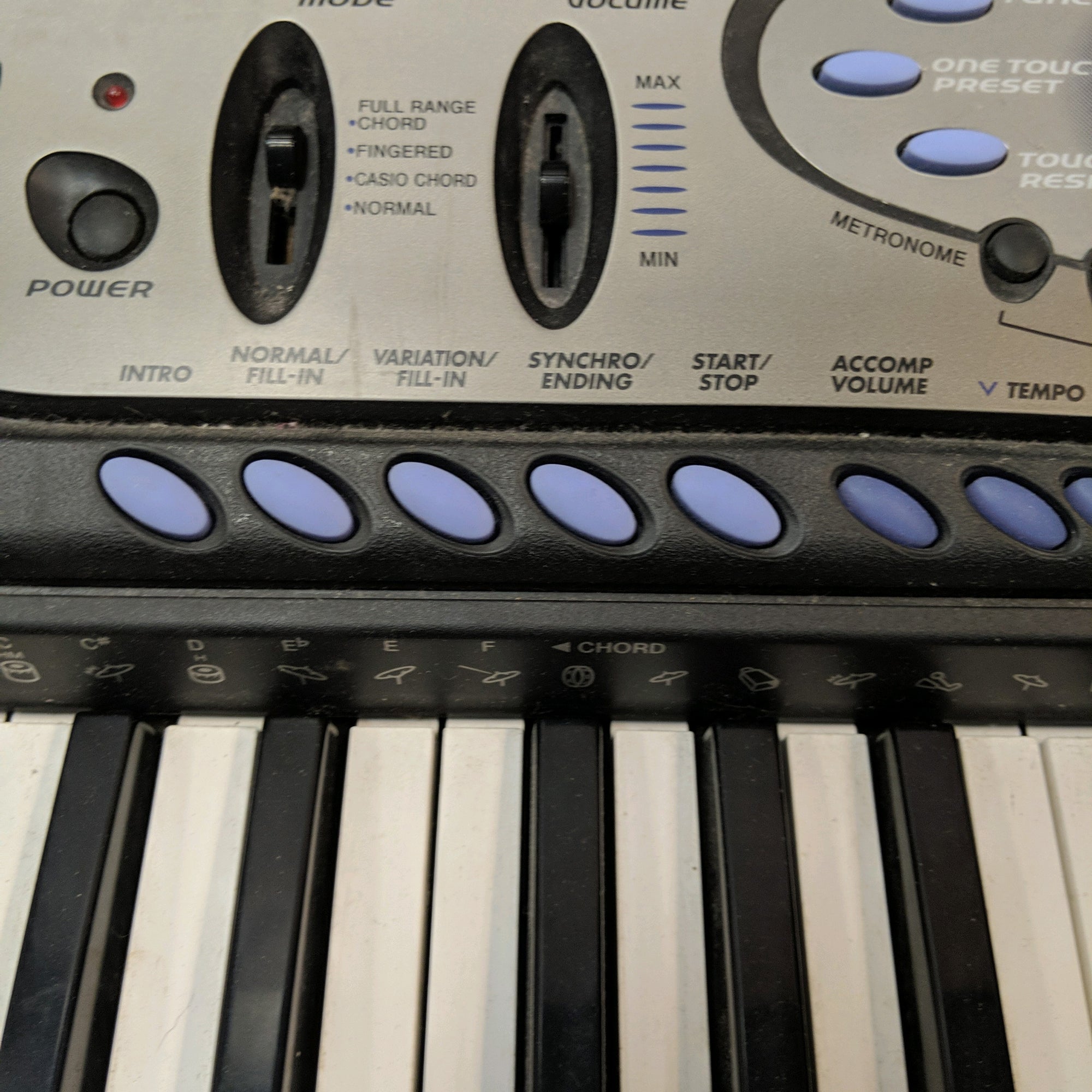 Casio CTK-571 61-Key Electronic Keyboard