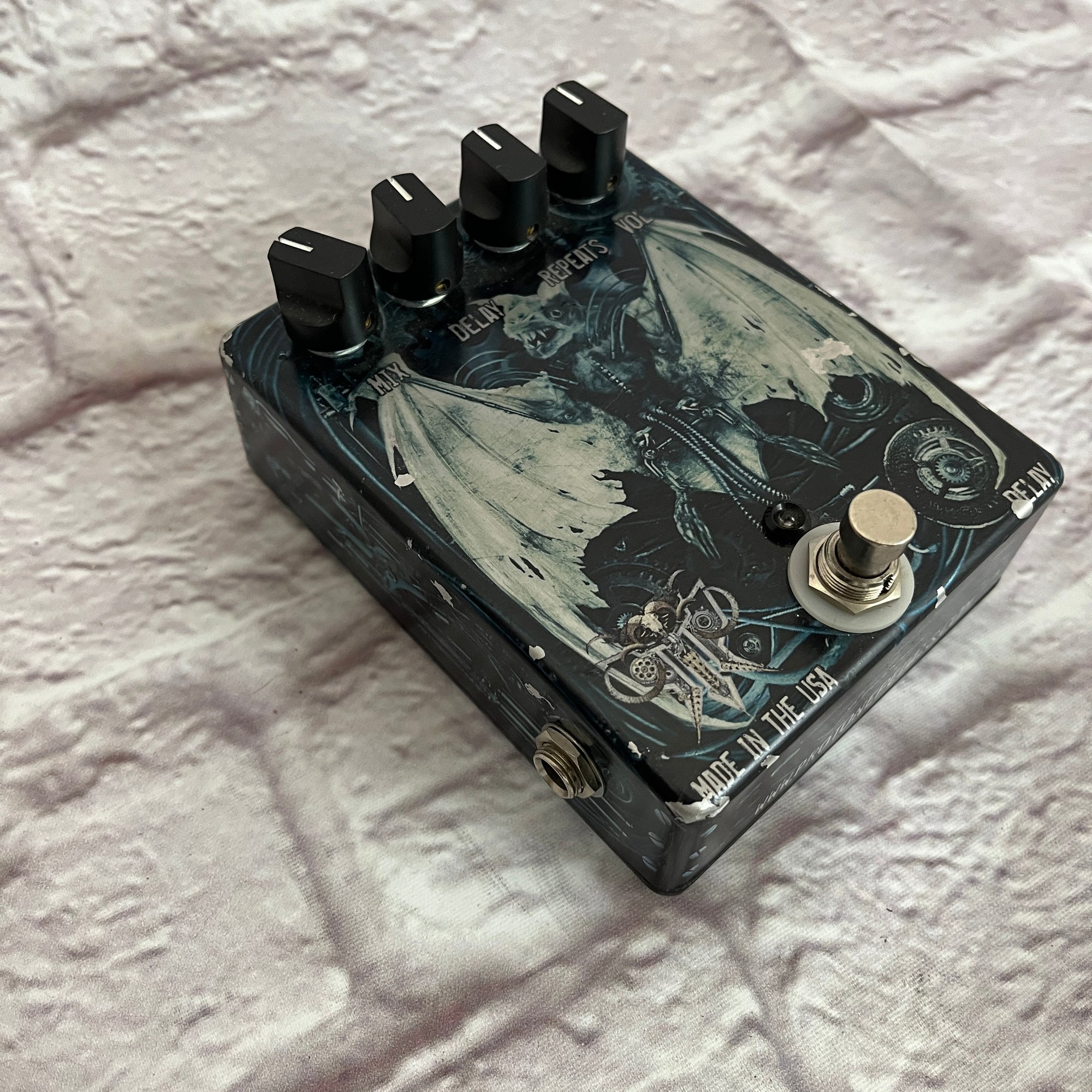 Pro Tone Haunted Delay Effects Pedal