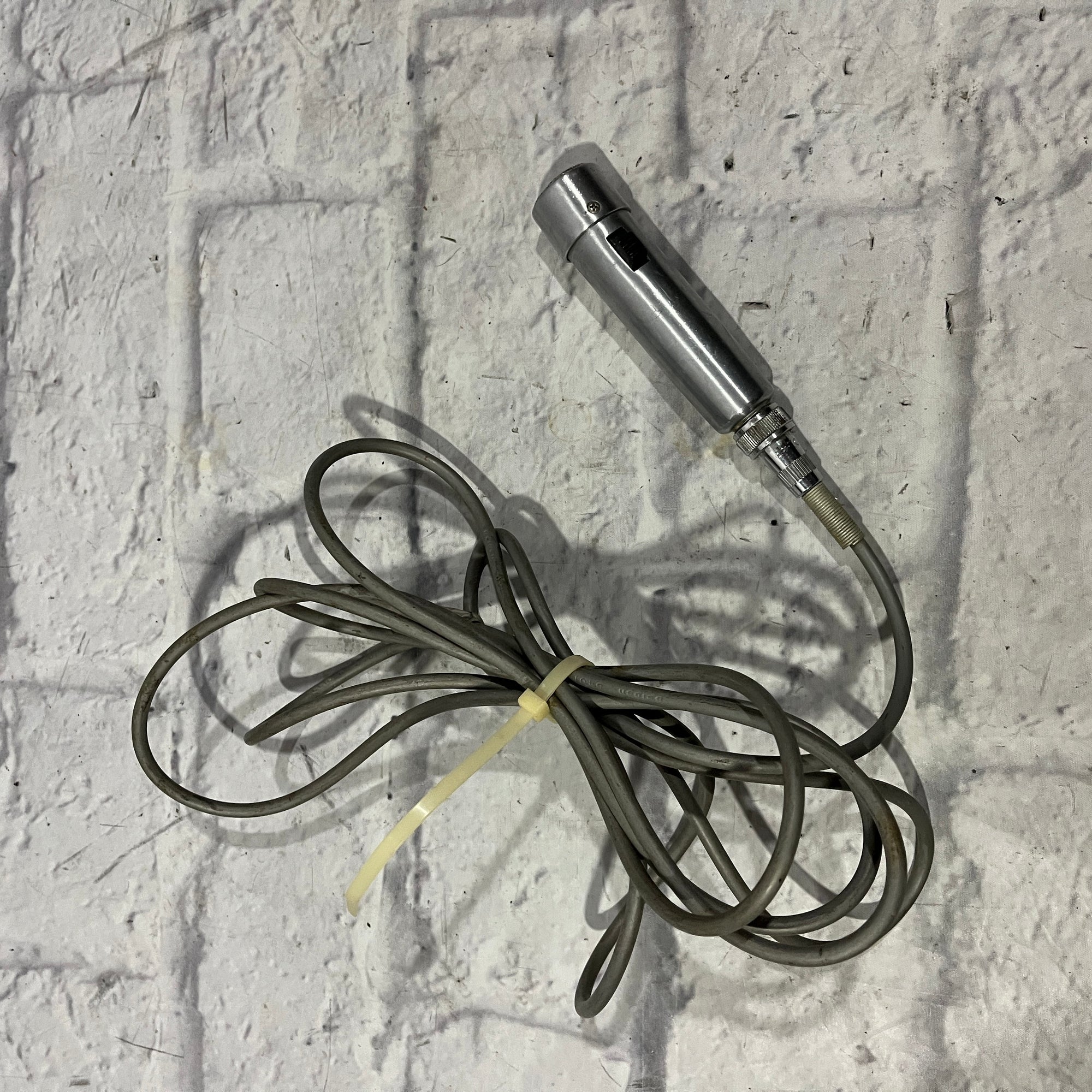Shure Brothers, Inc 777S Vintage Microphone