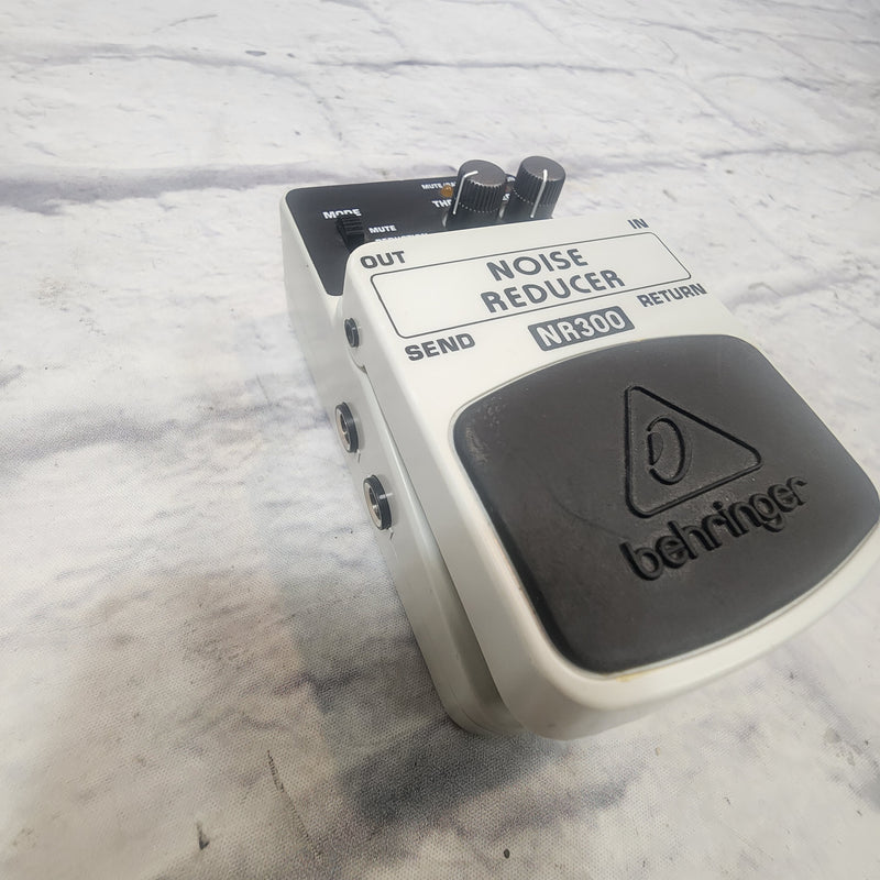 behringer noise gate pedal Behringer Noise Reducer NR300 Effects Pedal