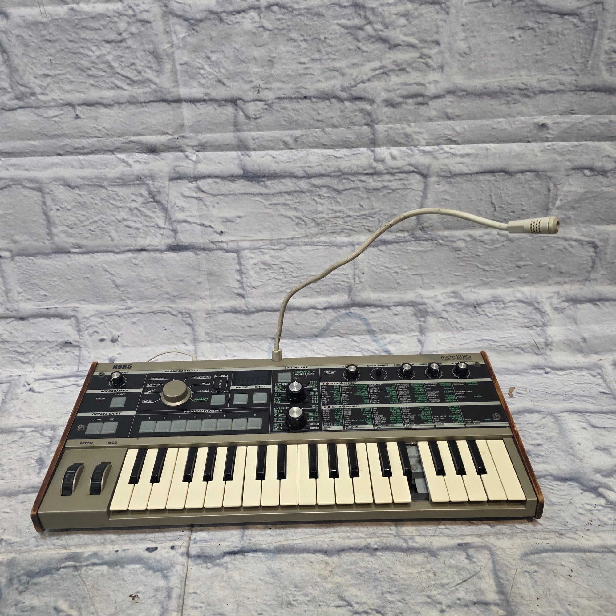 Unknown Keyboard Stand