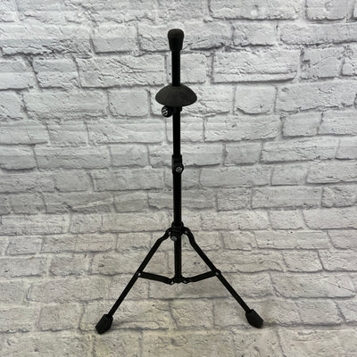 K&M Horn Stand