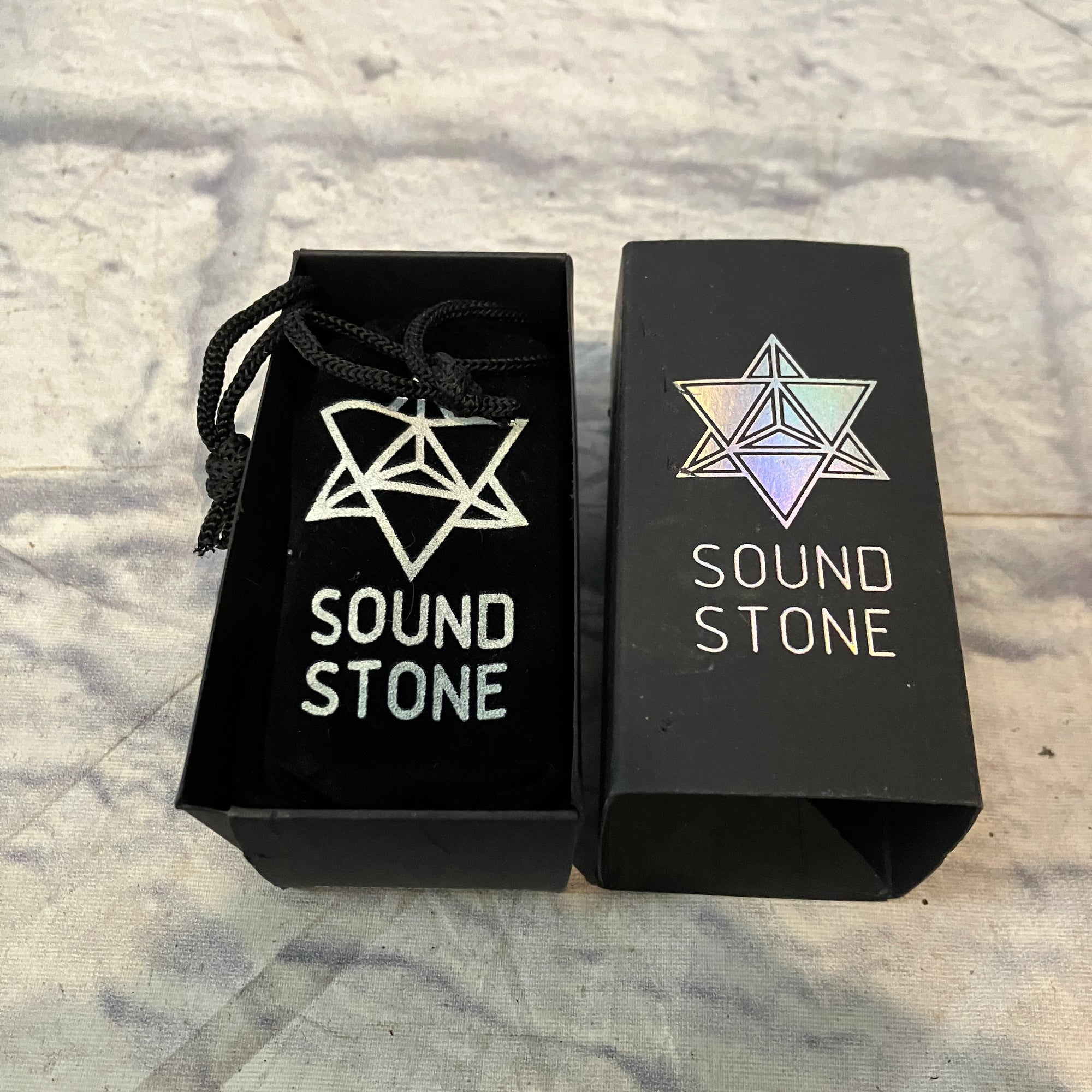 The Sound Stone Guitar Sustainer