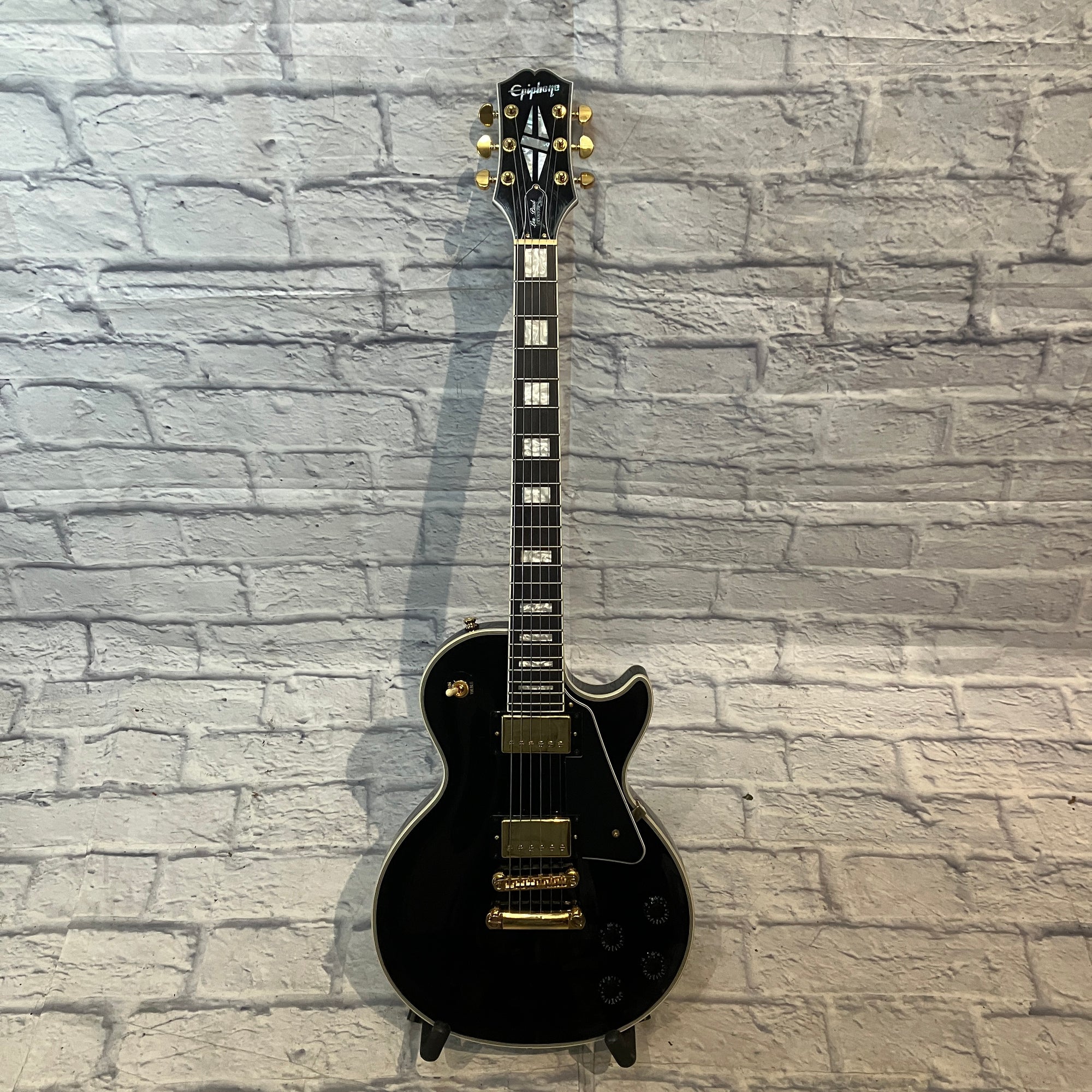 Epiphone Les Paul Custom - Black w/ Gold Hardware Electric Guitar