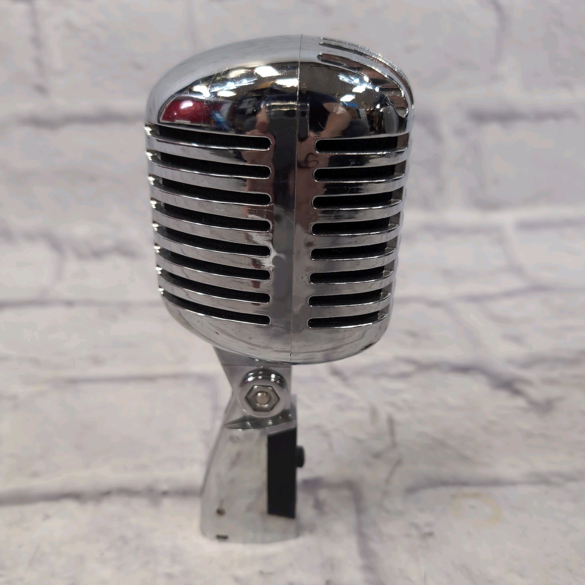 Pyle PDMICR42SL Vintage Style Vocal Microphone
