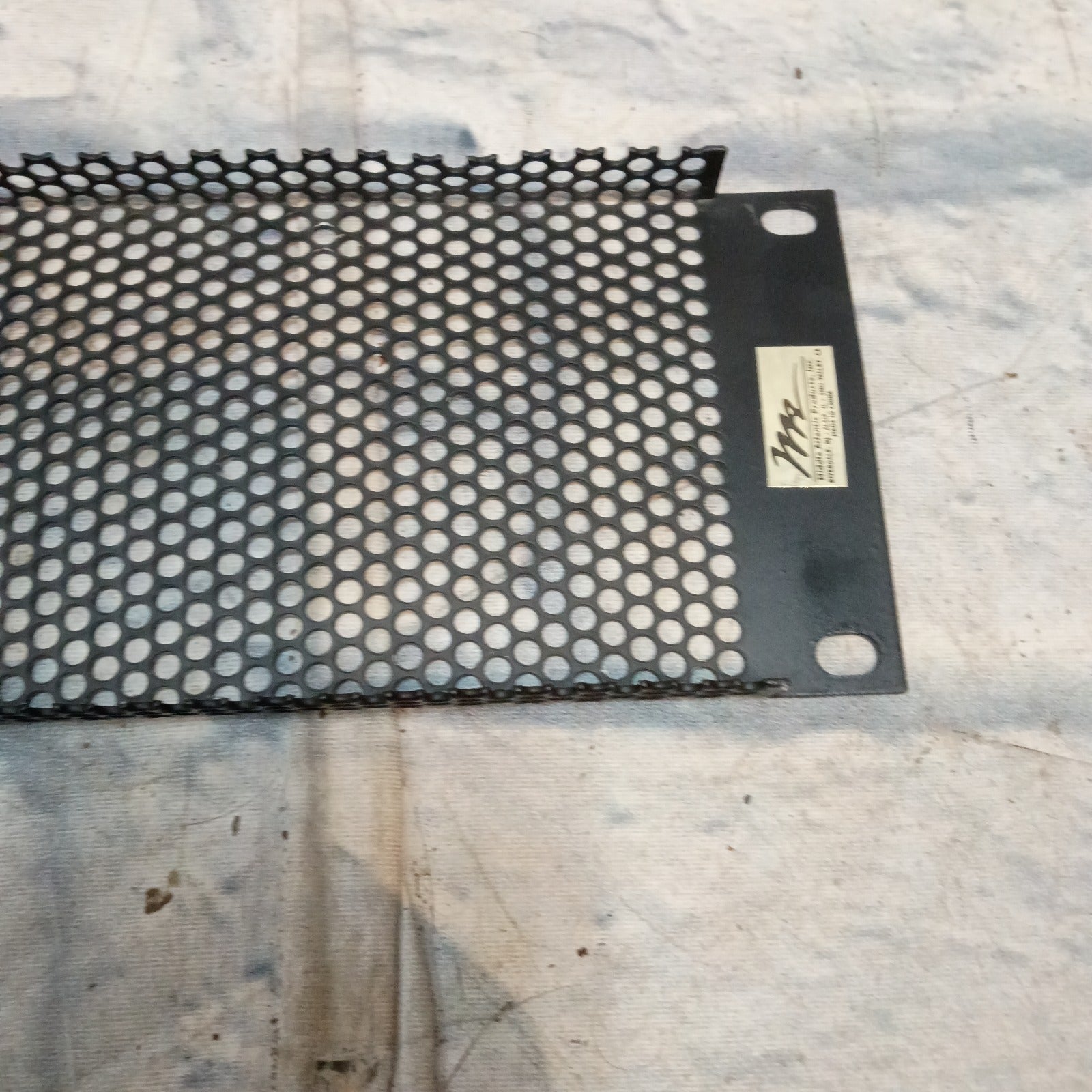 Unknown 2U Rack Grill