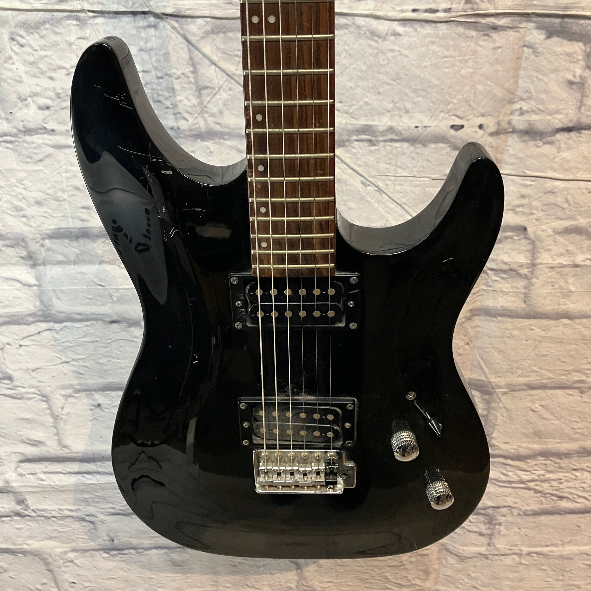 Laguna LE300 Electric Guitar