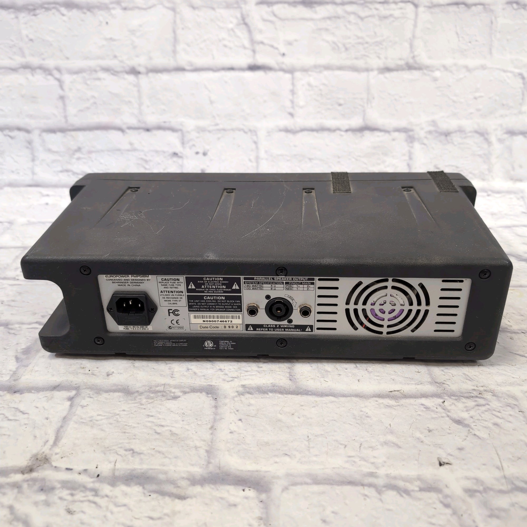 Behringer PMP518M Europower Powered Mixer