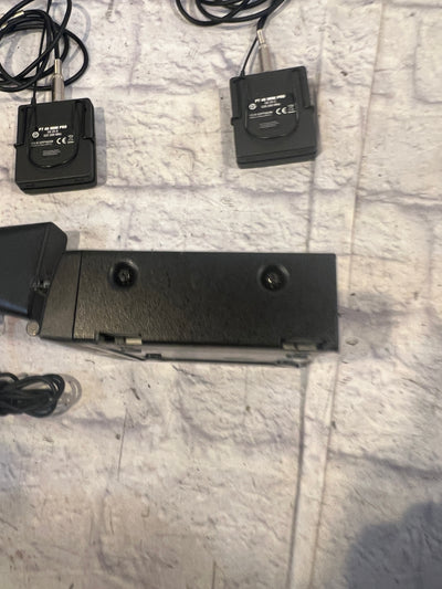 AKG PT40 Mini Pro Wireless Outfit