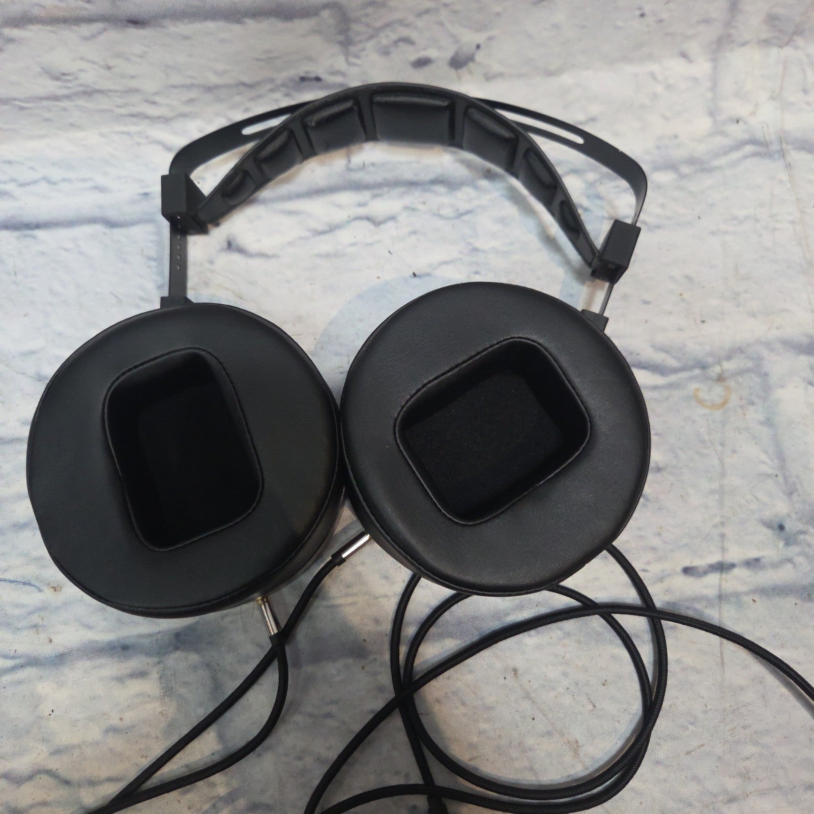 Monoprice Monolith m1060 Home Audio Headphones