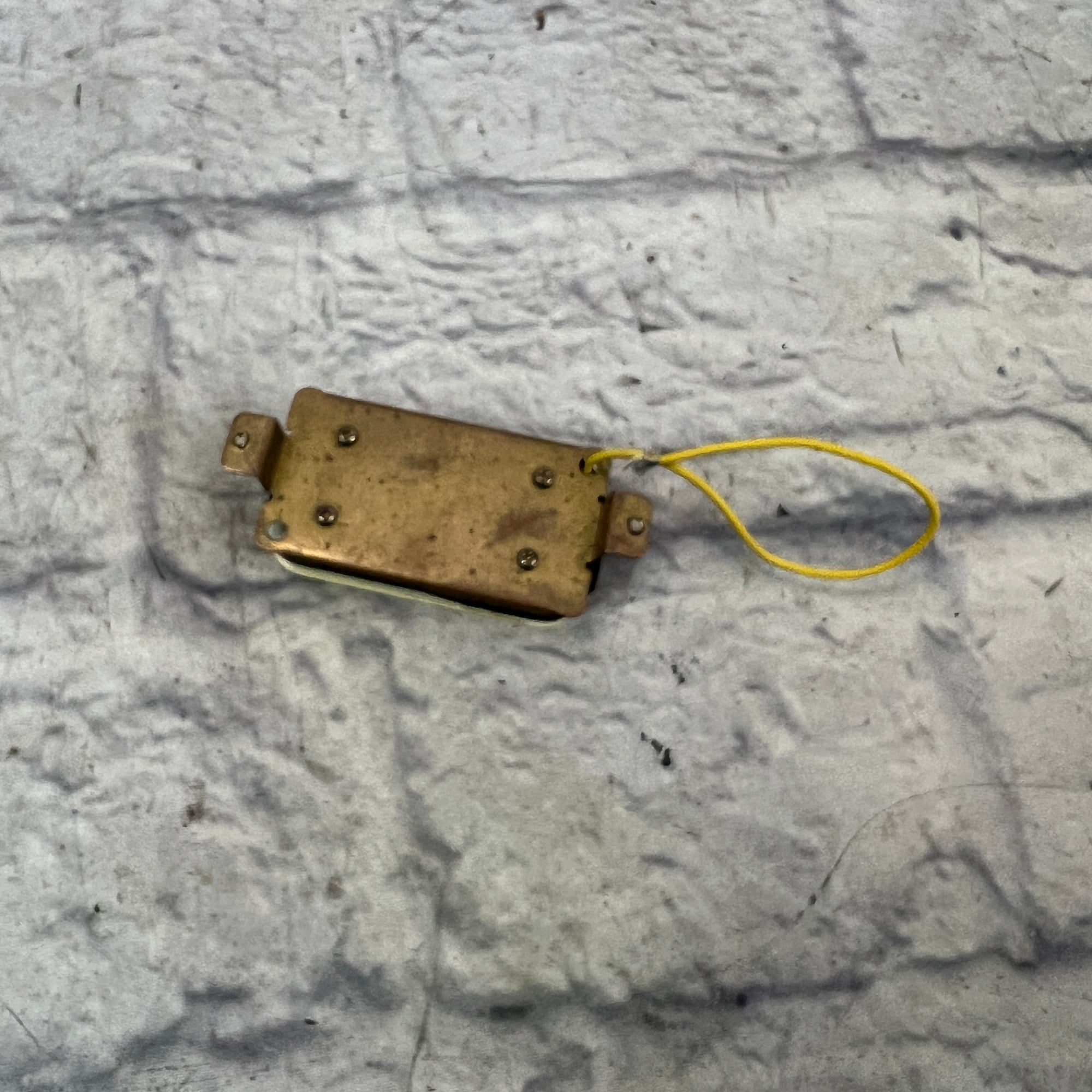 Unknown Humbucker Pickups