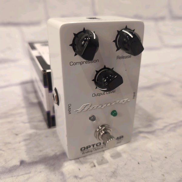 Ampeg Opto Comp Analog Optical Compressor Pedal - Evolution Music