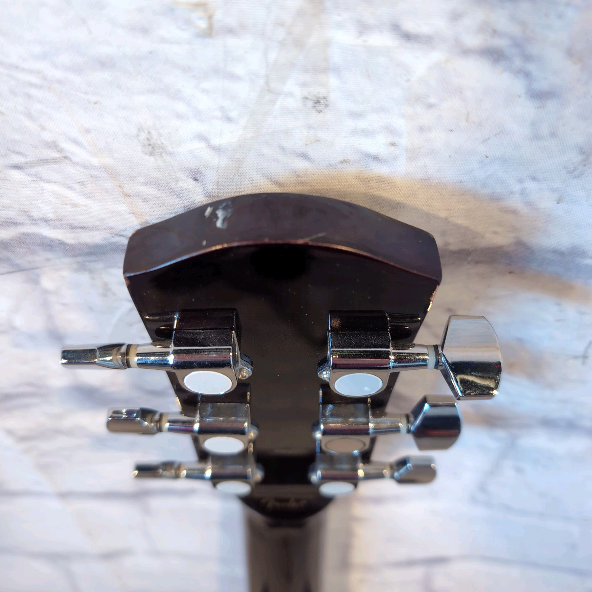 Squier SA-100 Dreadnaught Acoustic Guitar