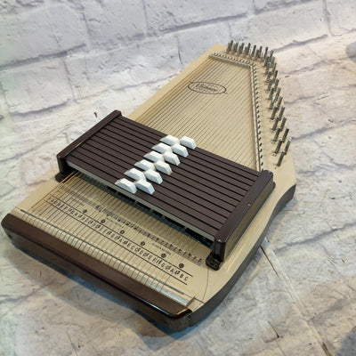 Silvertone by Oscar Schmidt Autoharp with Case Harp