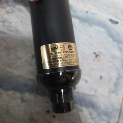 Blue "Blackout" Spark SL Large Diaphragm  Microphone