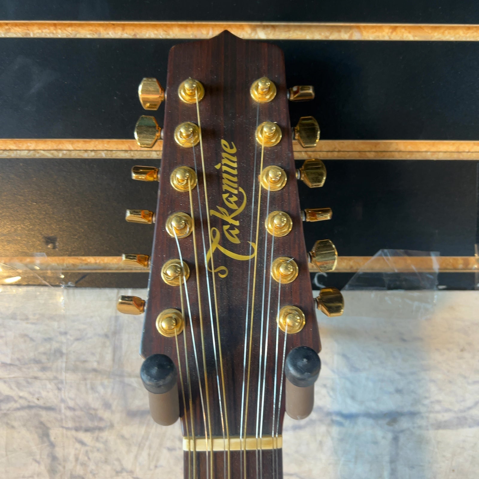 Takamine EN12C-12 12-String Acoustic Guitar with Case