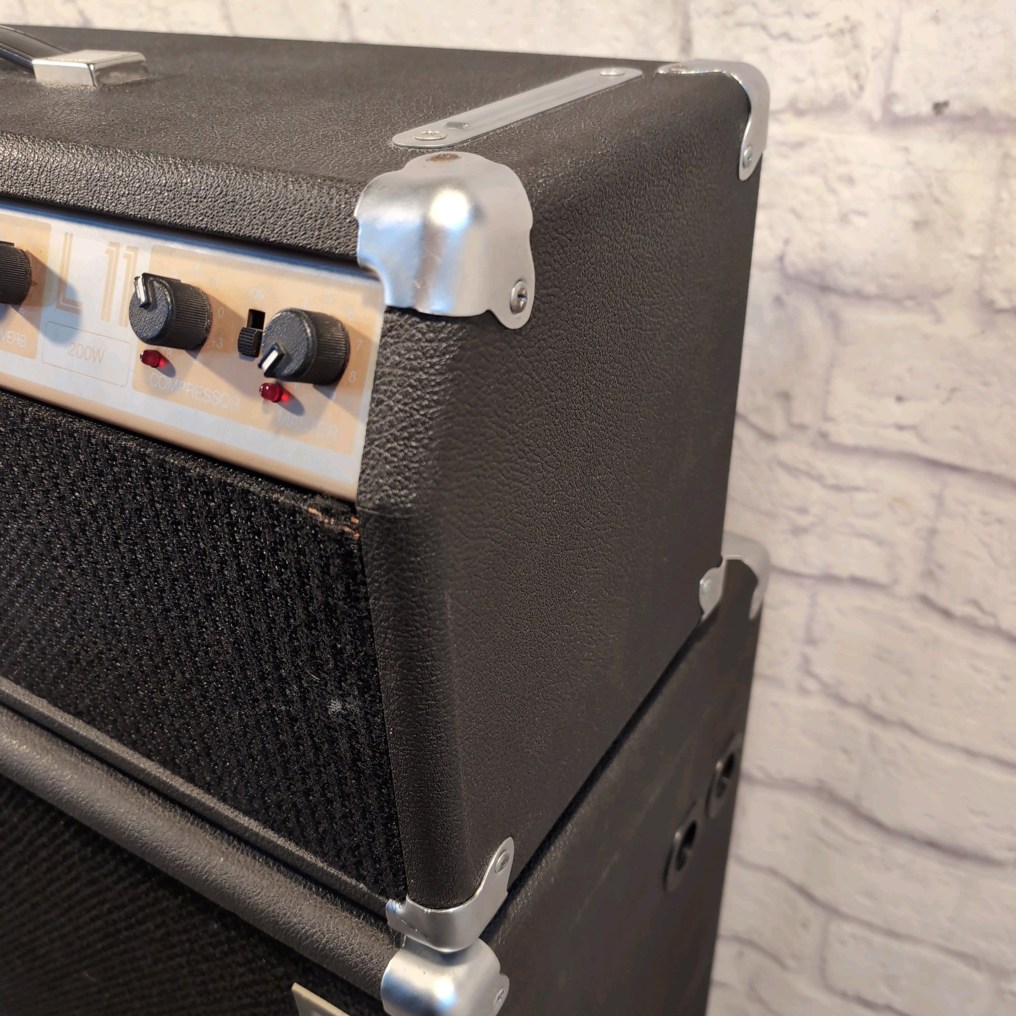 Lab Series - L11 - 200 Watt Solid State Guitar Amp Head