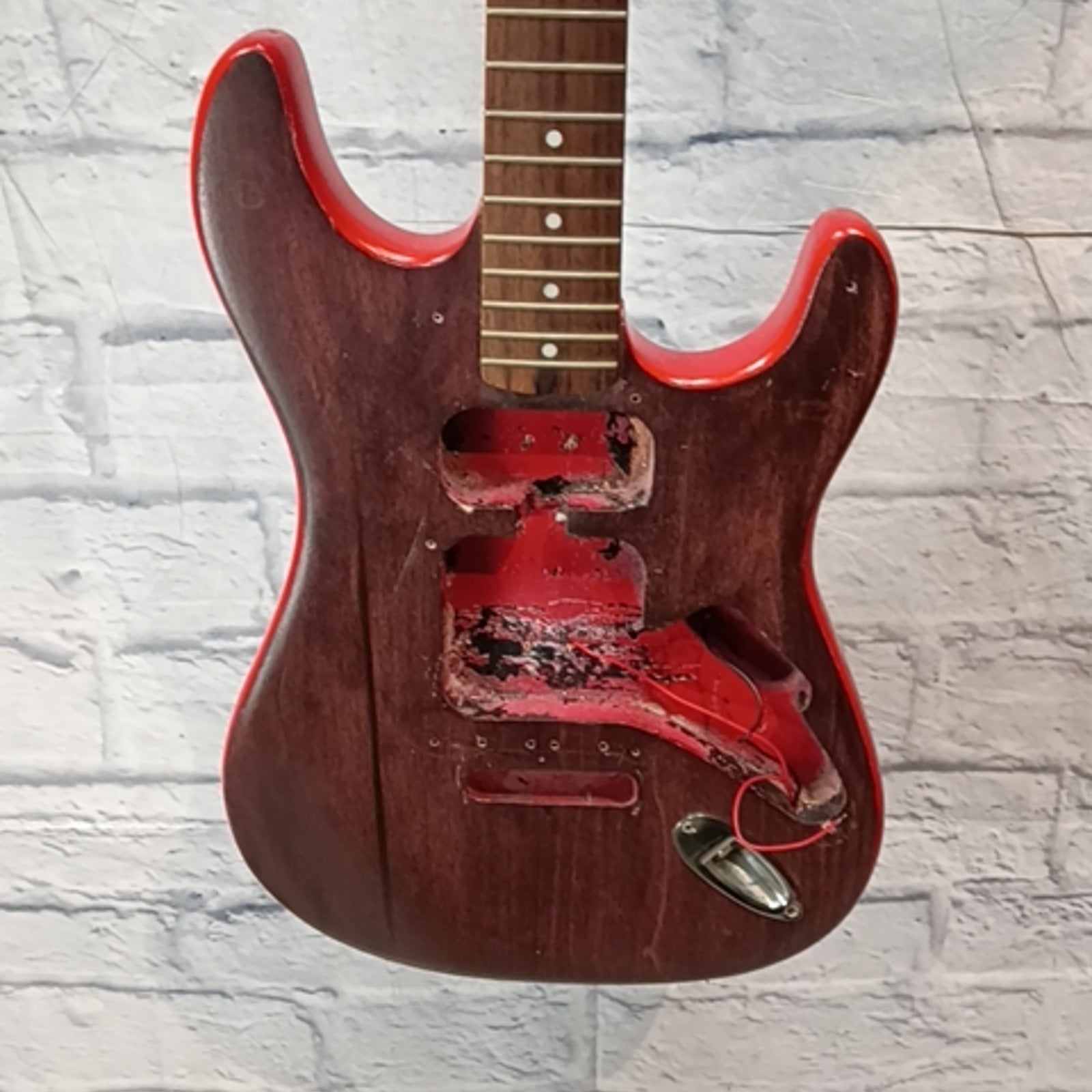 Squier Affinity Stratocaster Husk Electric Guitar