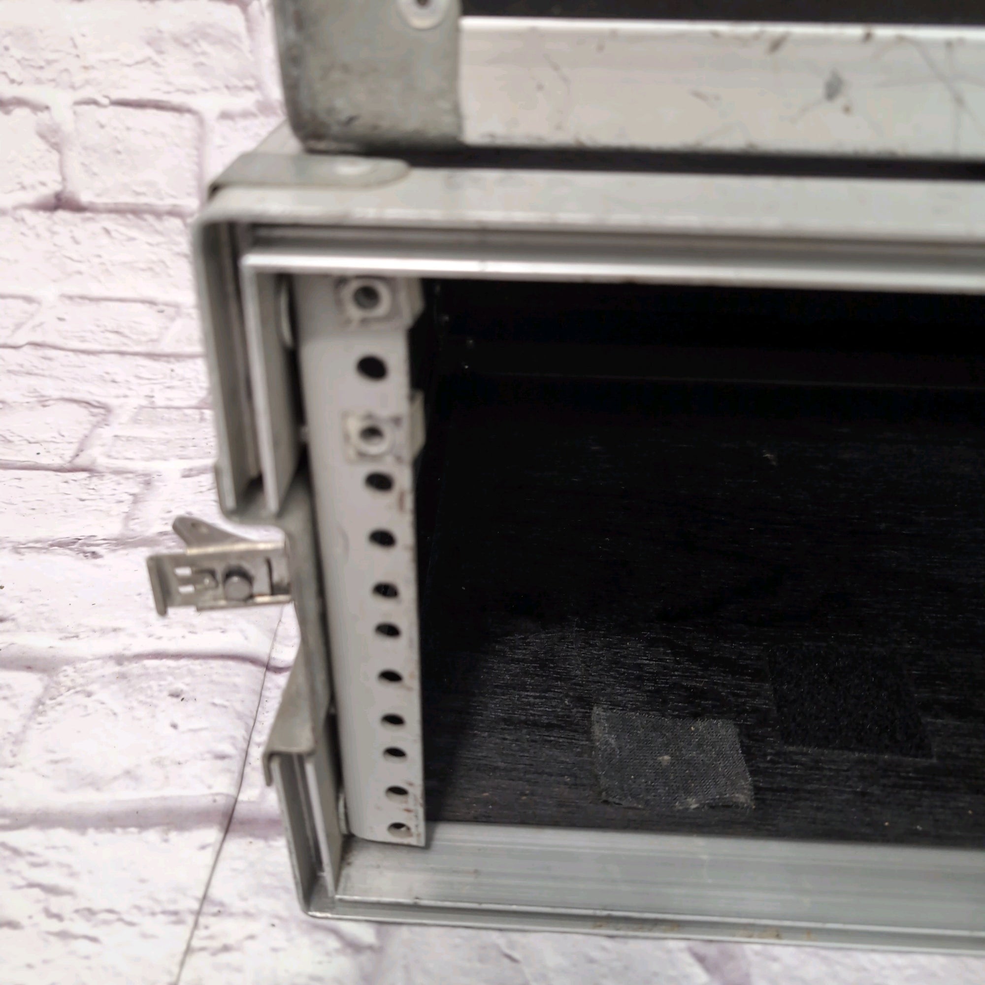 Unknown 4U Rack Case