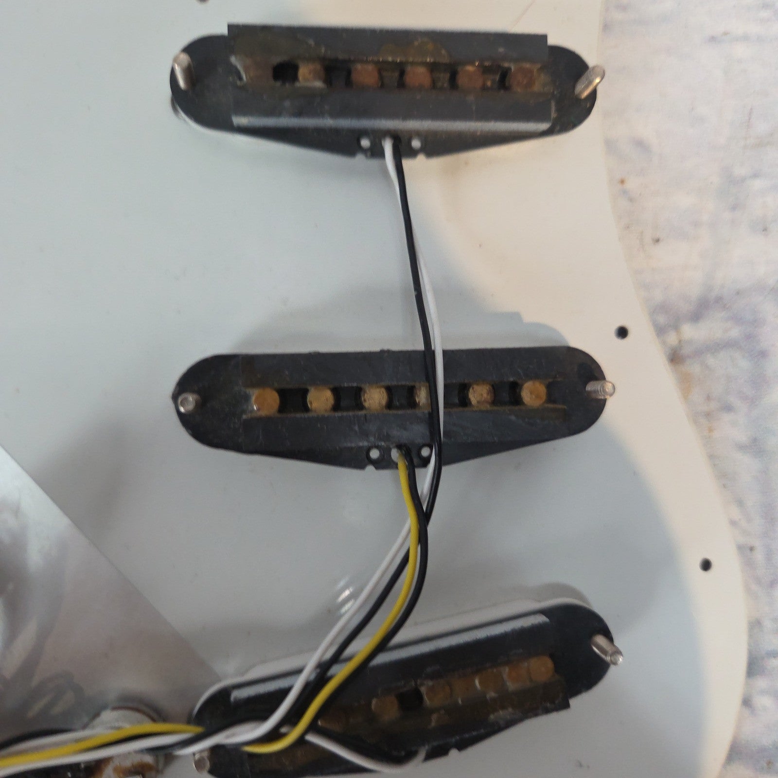 Fender Loaded Stratocaster Pickguard Pickups