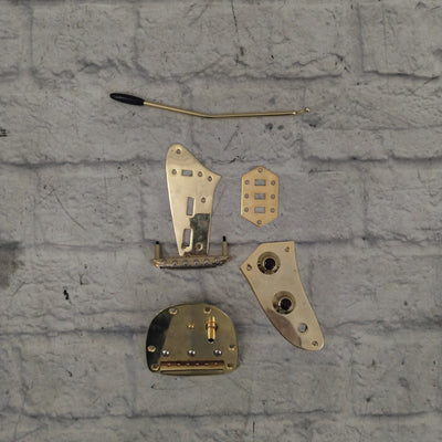 Fender Accessories Jaguar Hardware Kit (Gold)