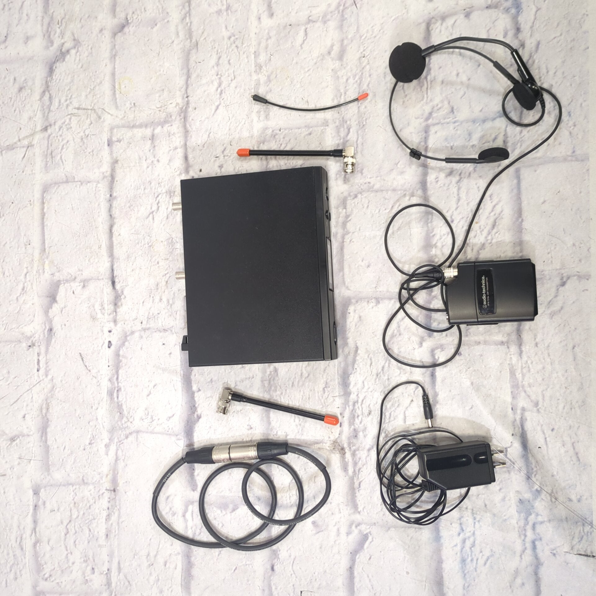 Audio Technica ATW-R2100b