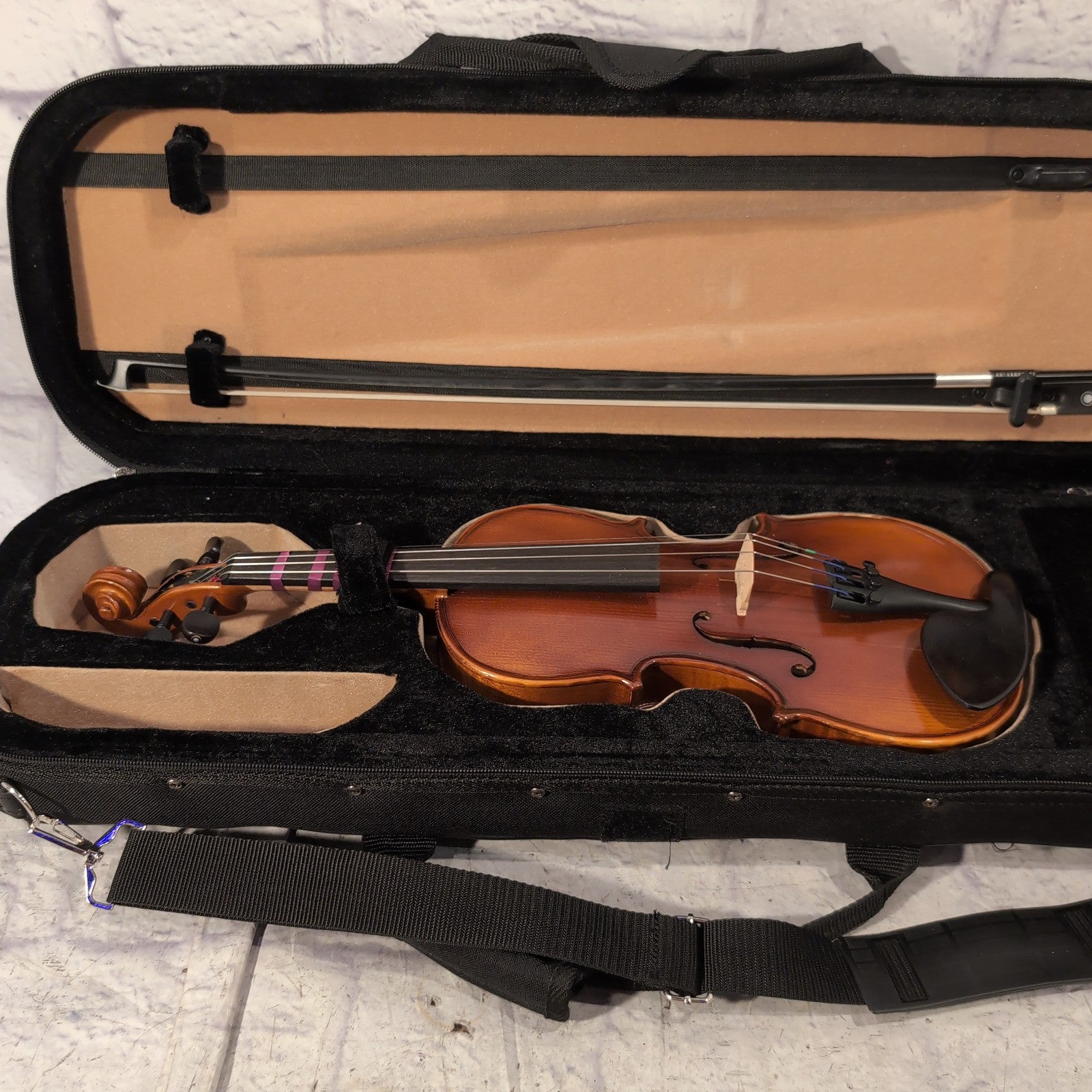 H. Luger 1/2 Size Violin Outfit - C130698